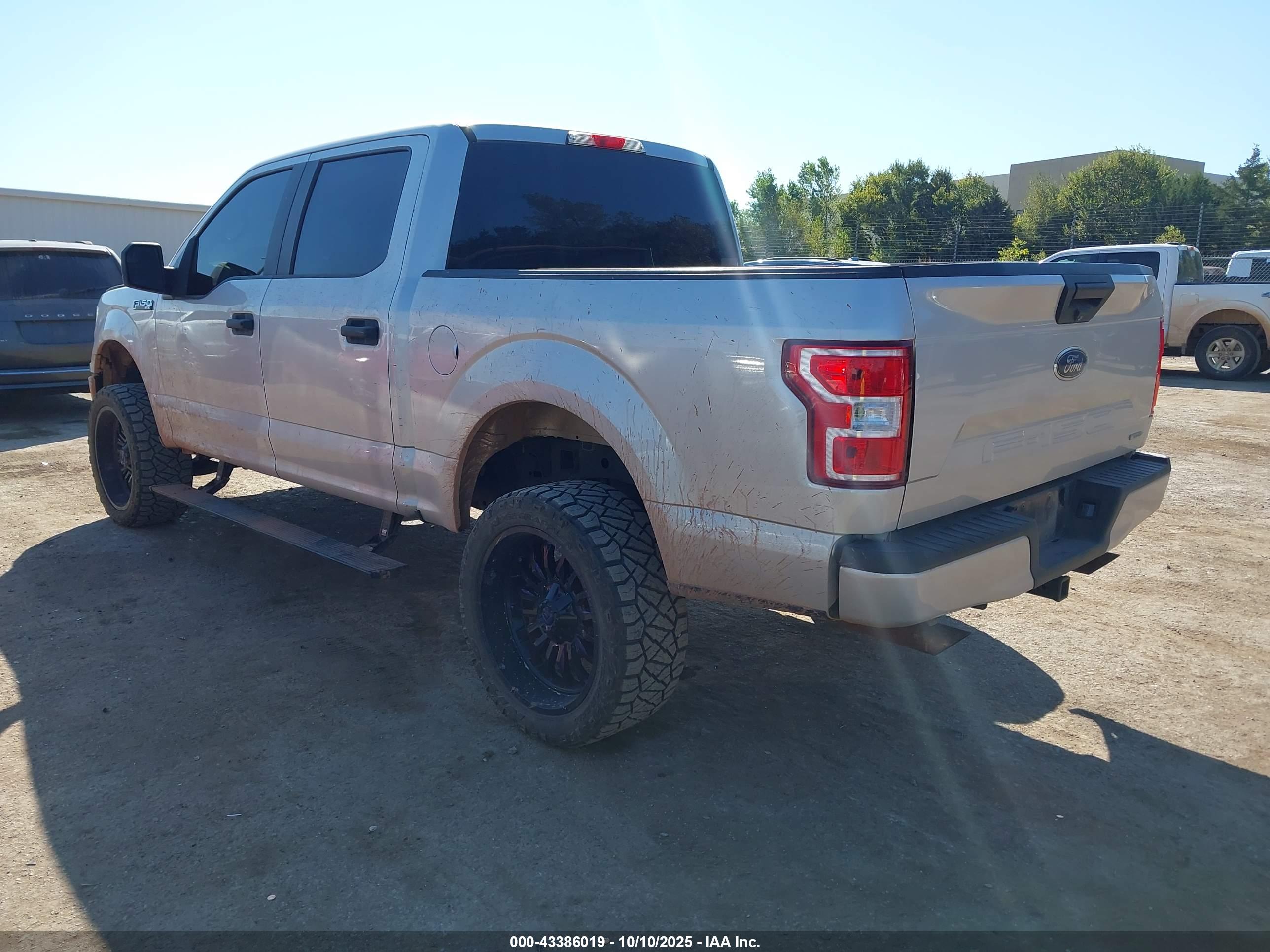 FORD F-150 image 3