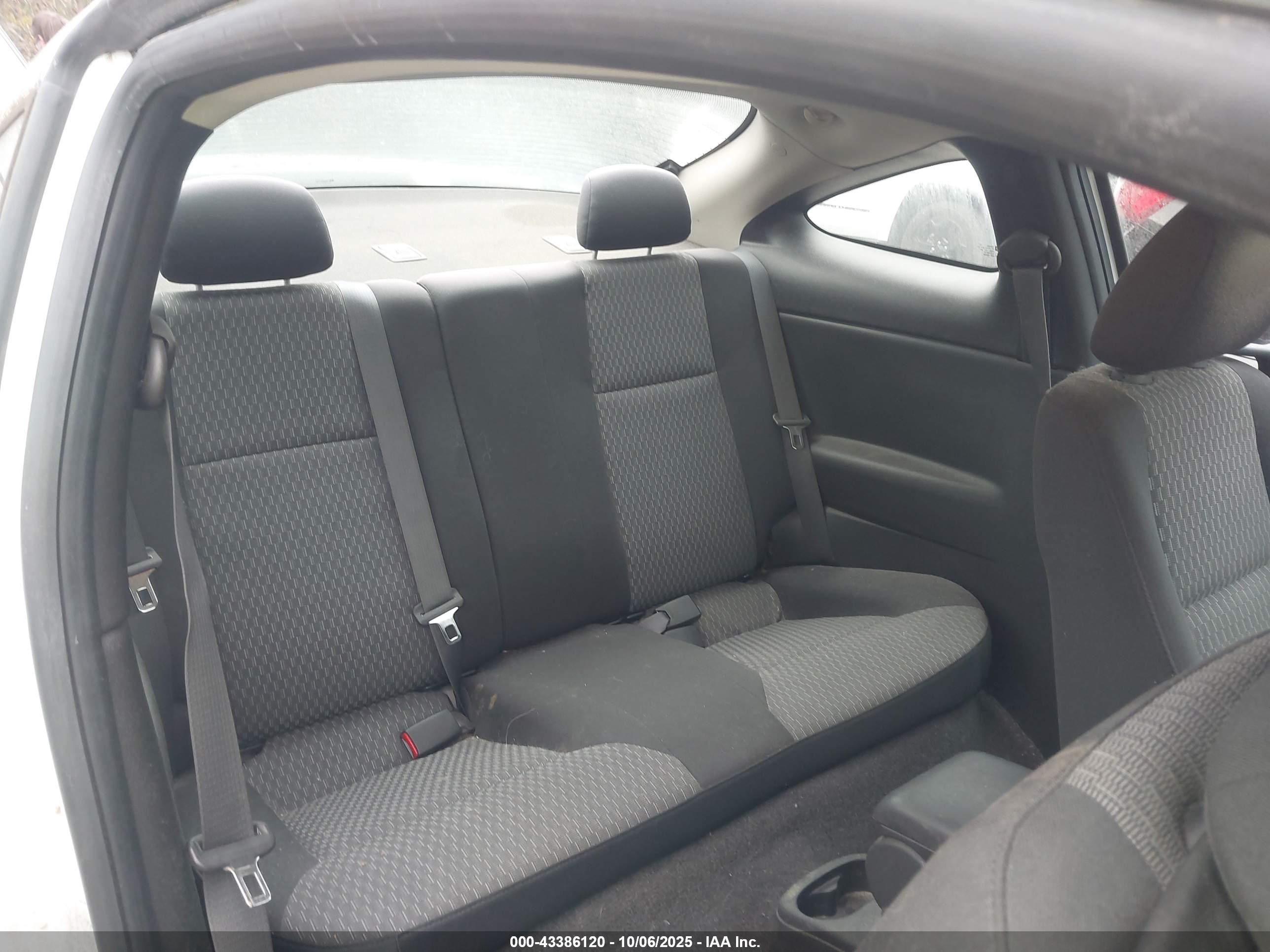 CHEVROLET COBALT image 8