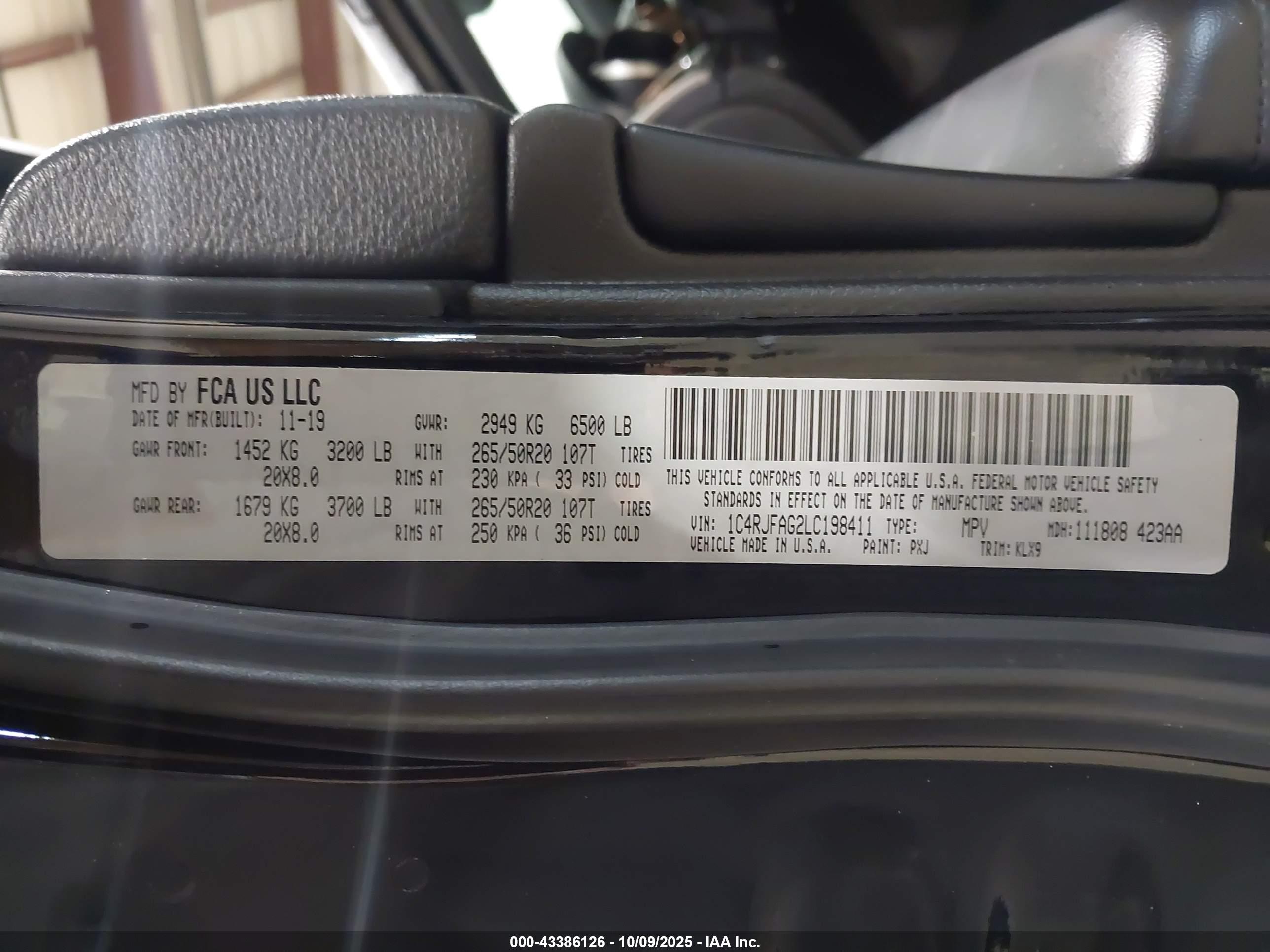 JEEP GRAND image 9