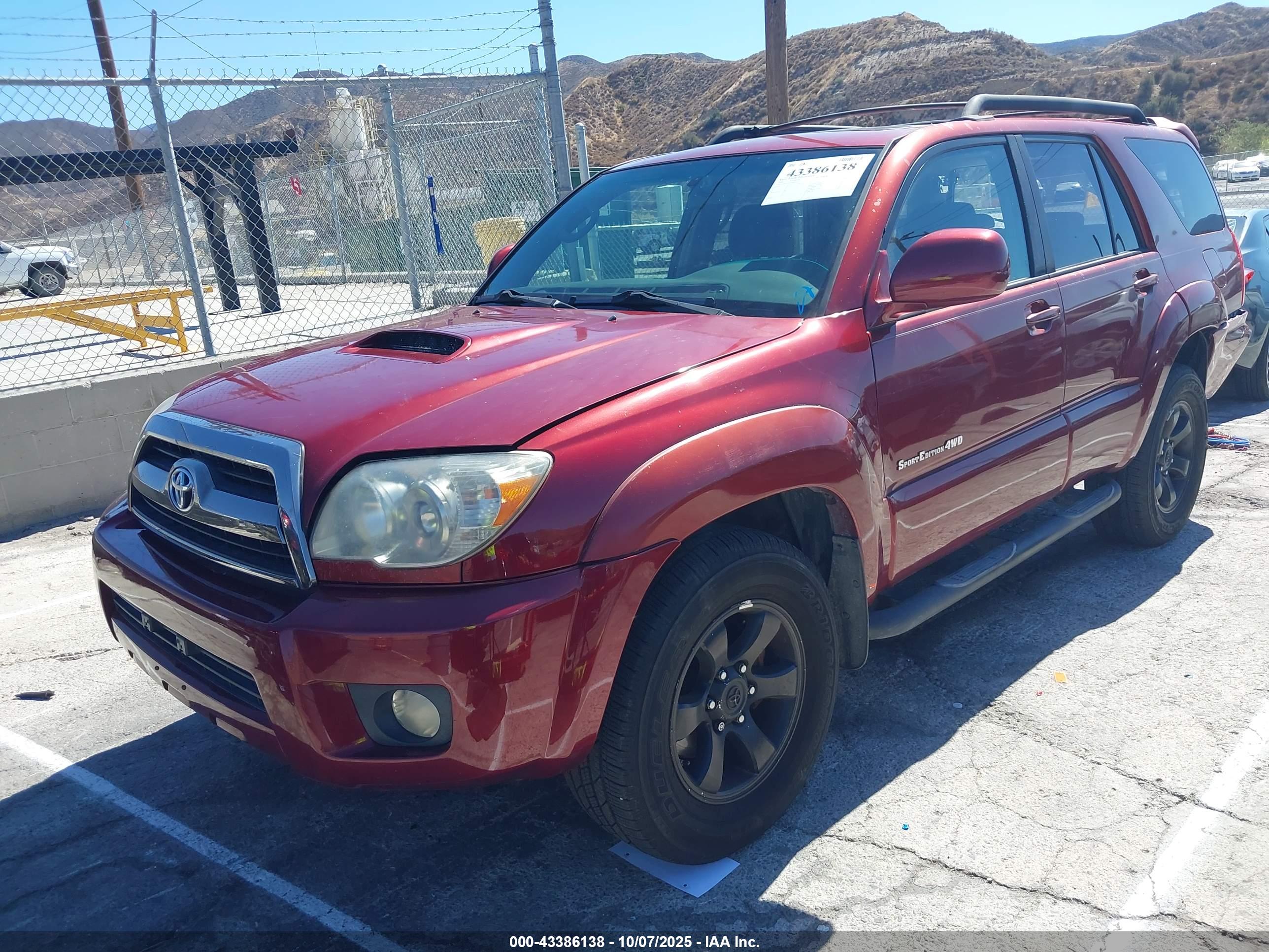TOYOTA 4RUNNER image 2