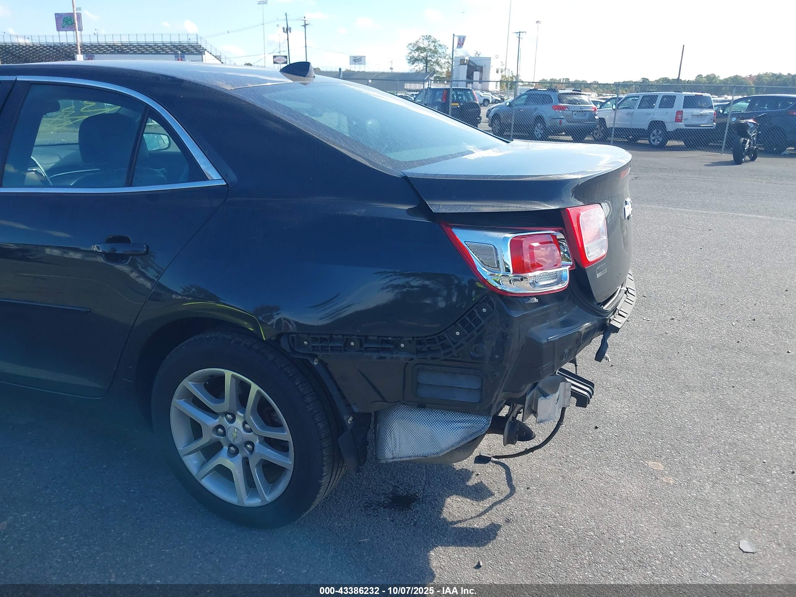CHEVROLET MALIBU image 6