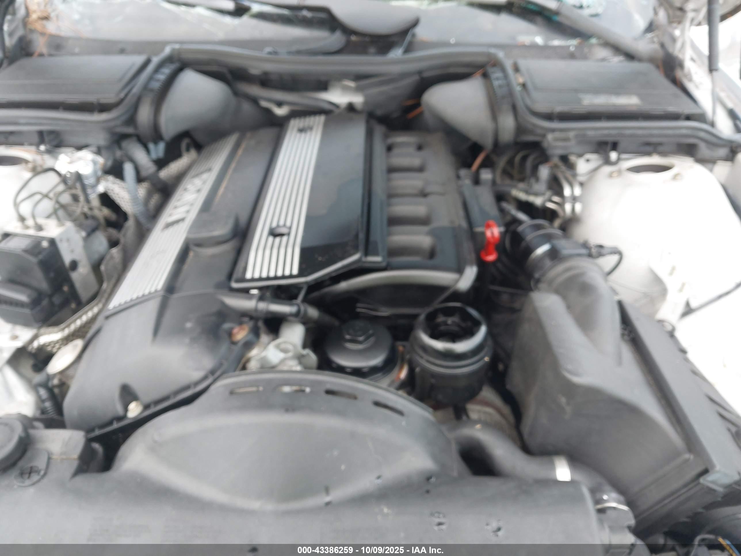BMW 528 image 10