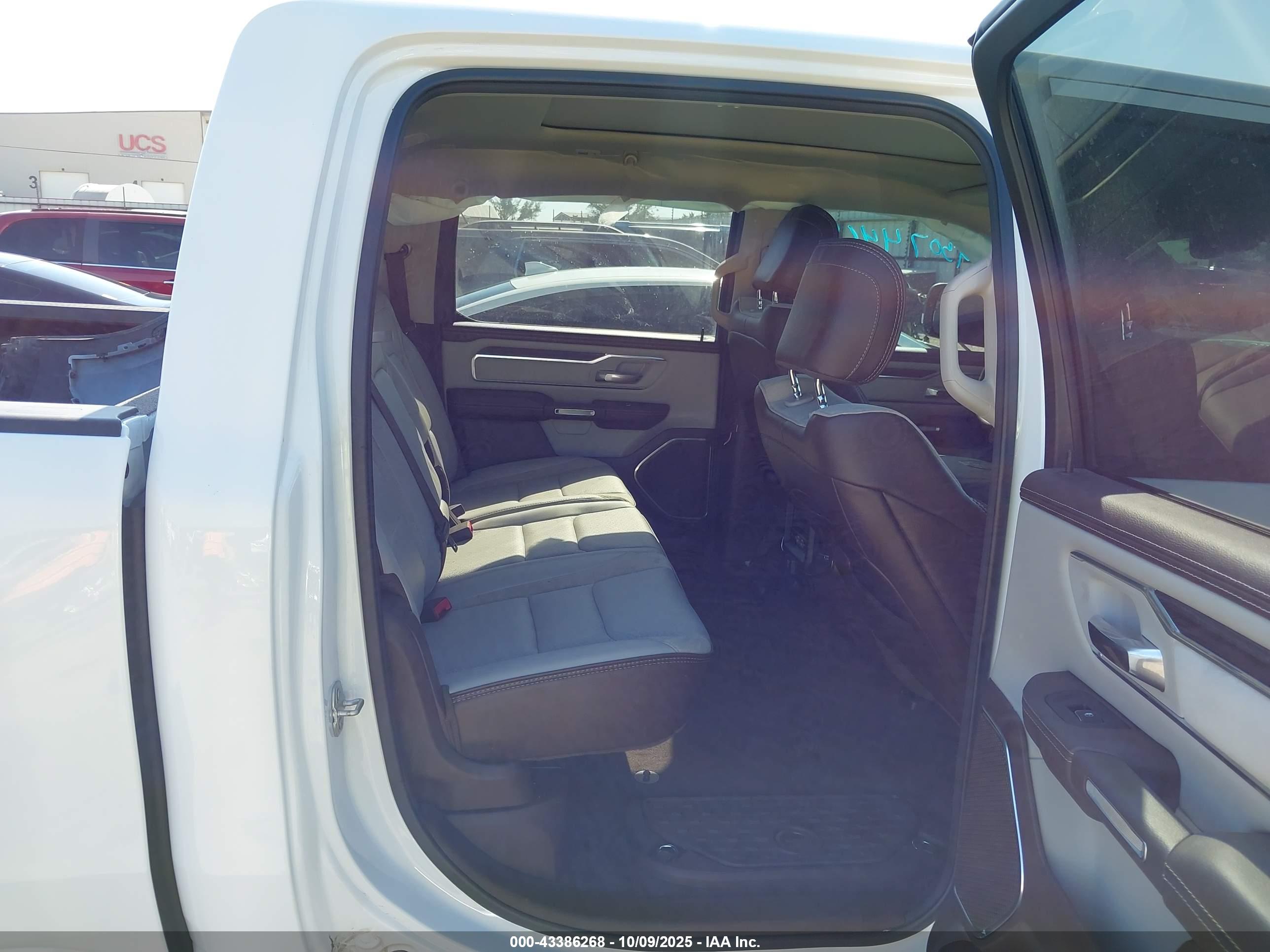 RAM 1500 image 8