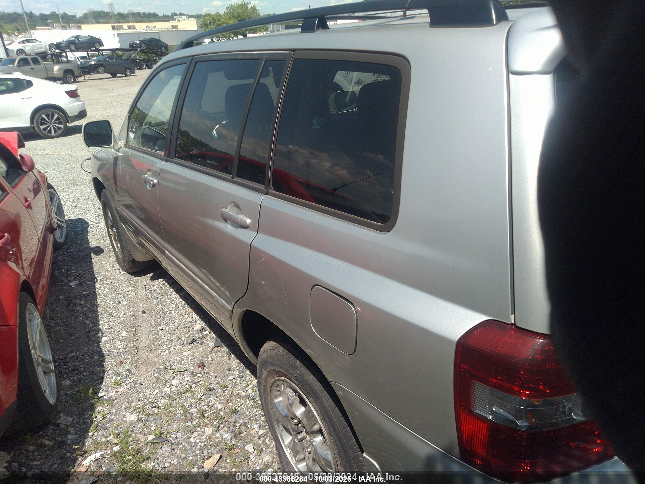 TOYOTA HIGHLANDER image 3