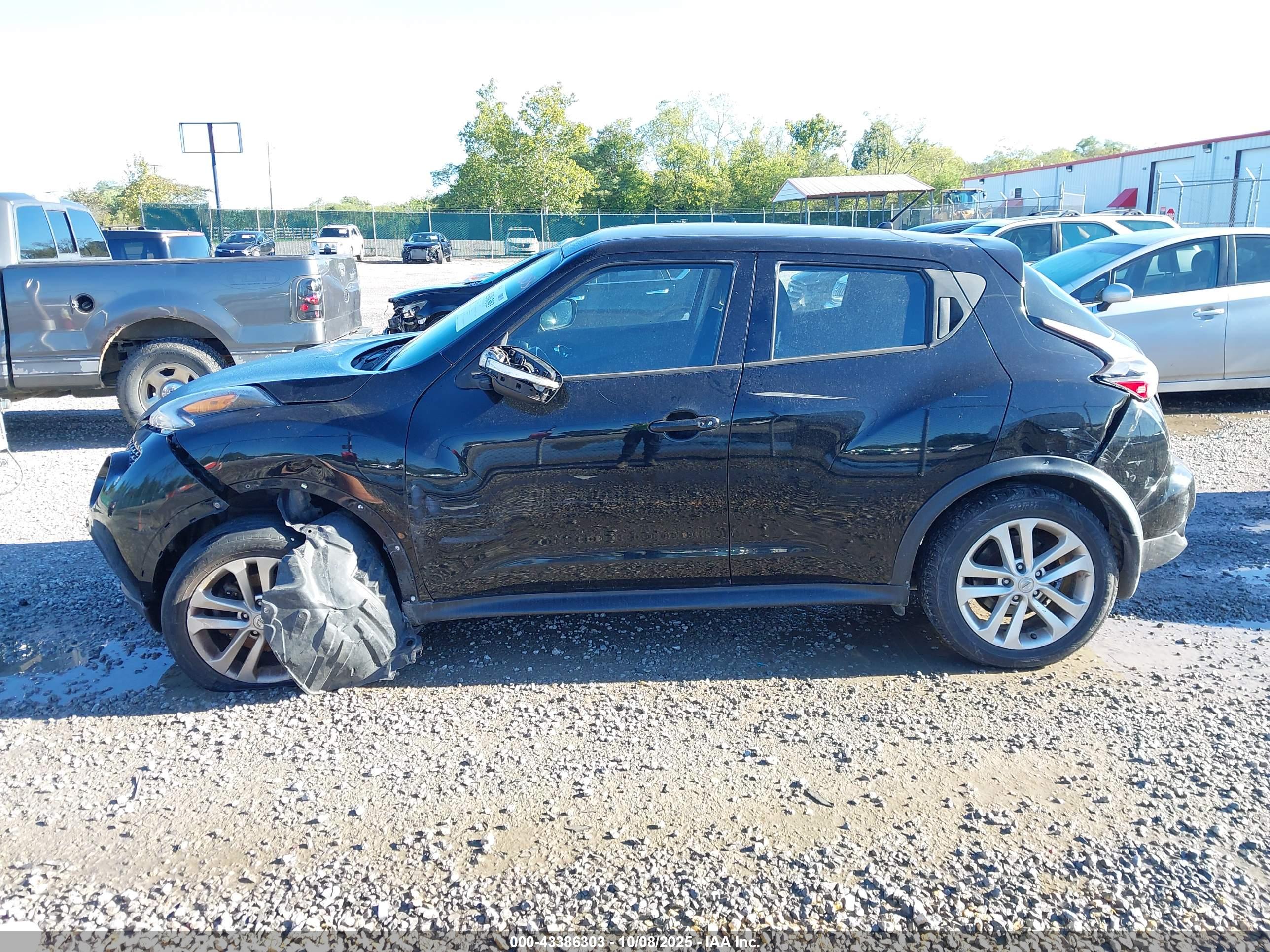 NISSAN JUKE image 6
