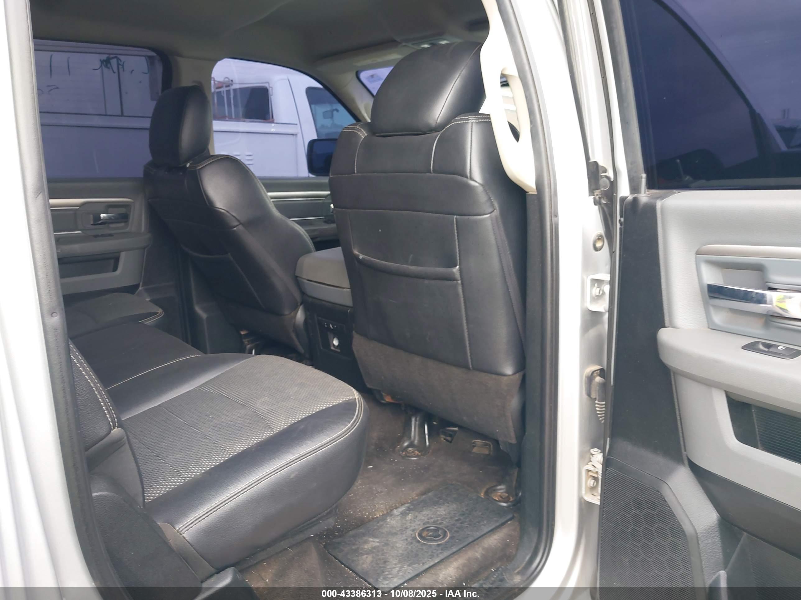 RAM 1500 image 8