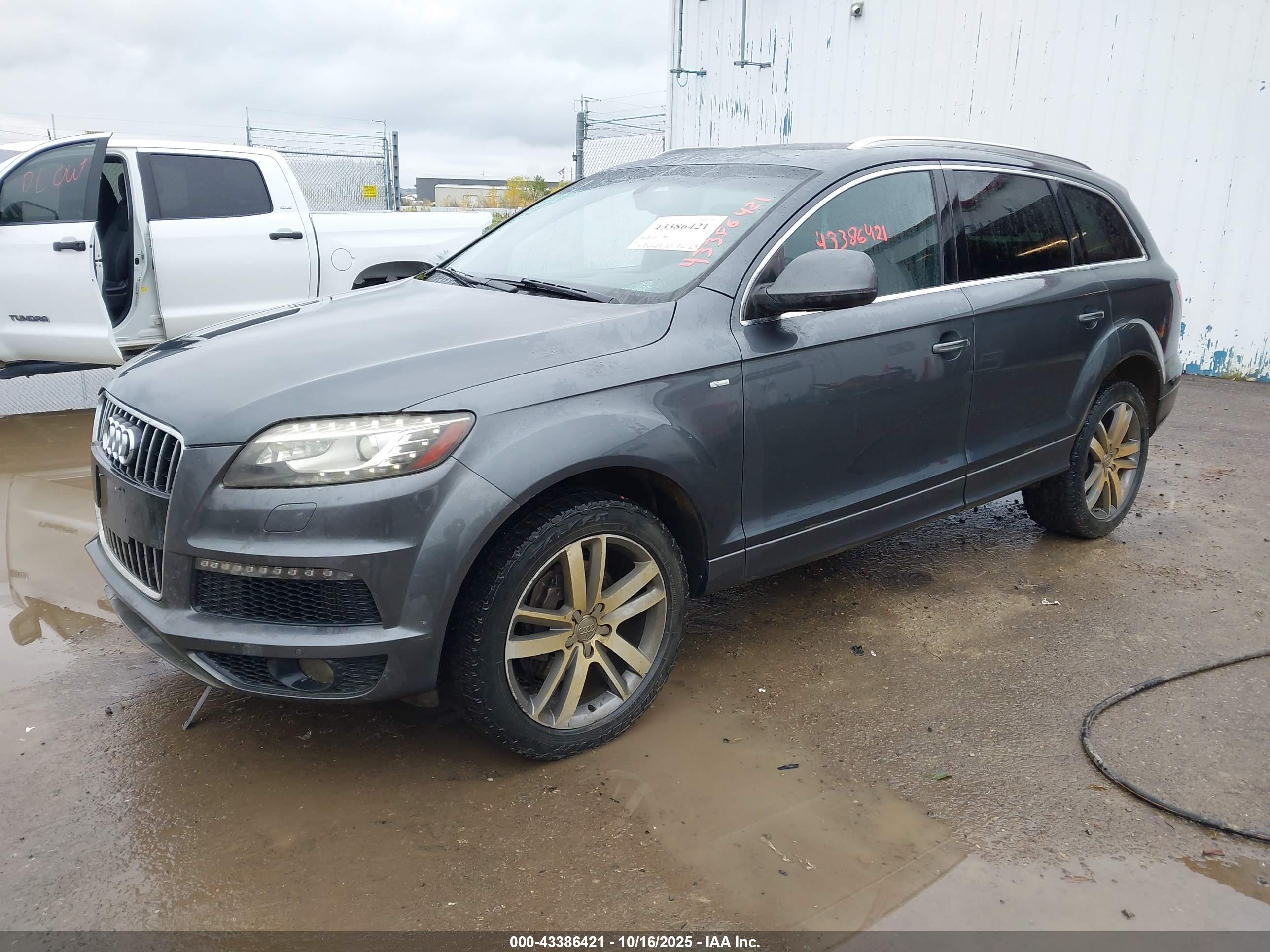 AUDI Q7 image 2