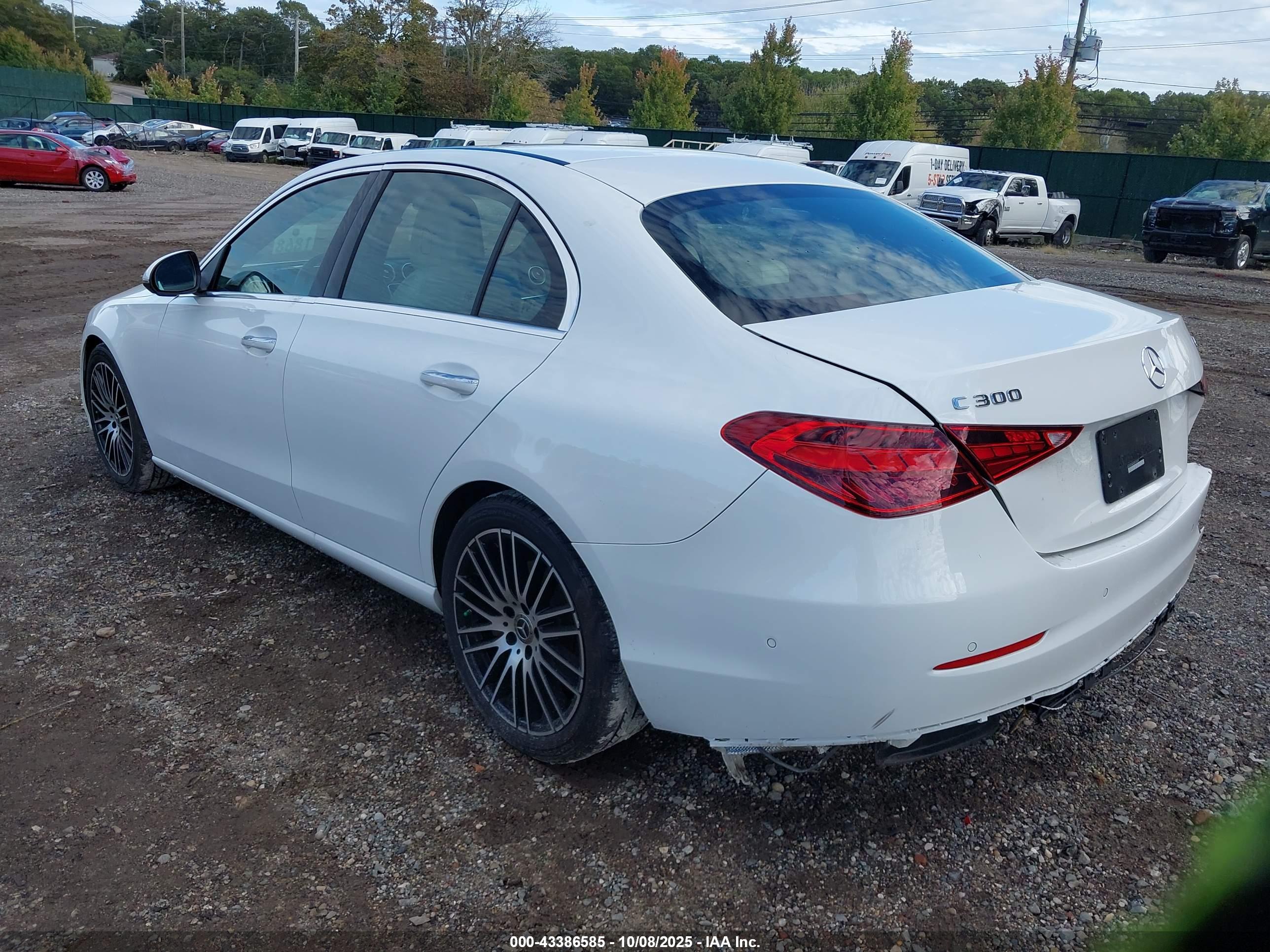 MERCEDES-BENZ C image 3