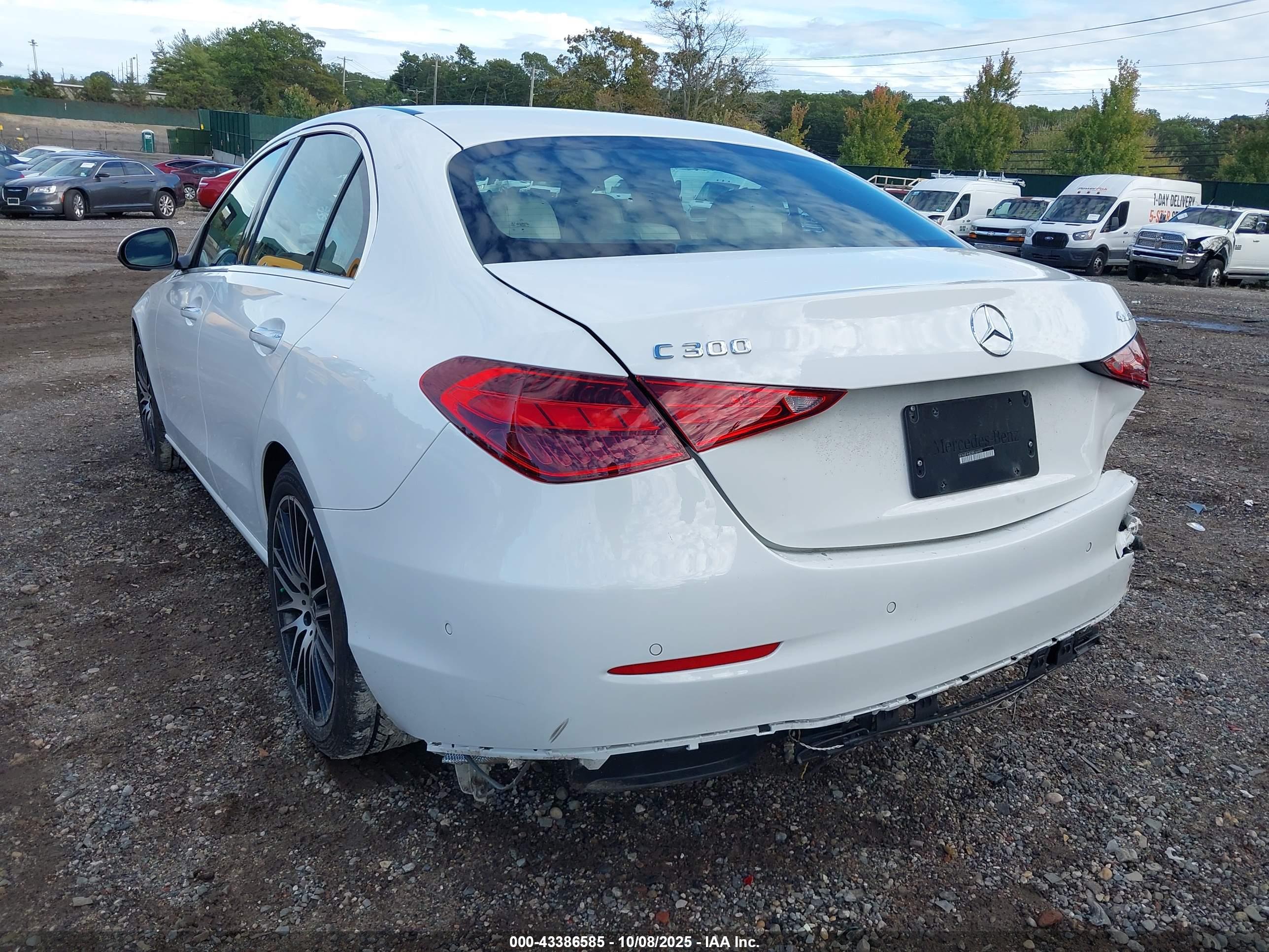 MERCEDES-BENZ C image 6