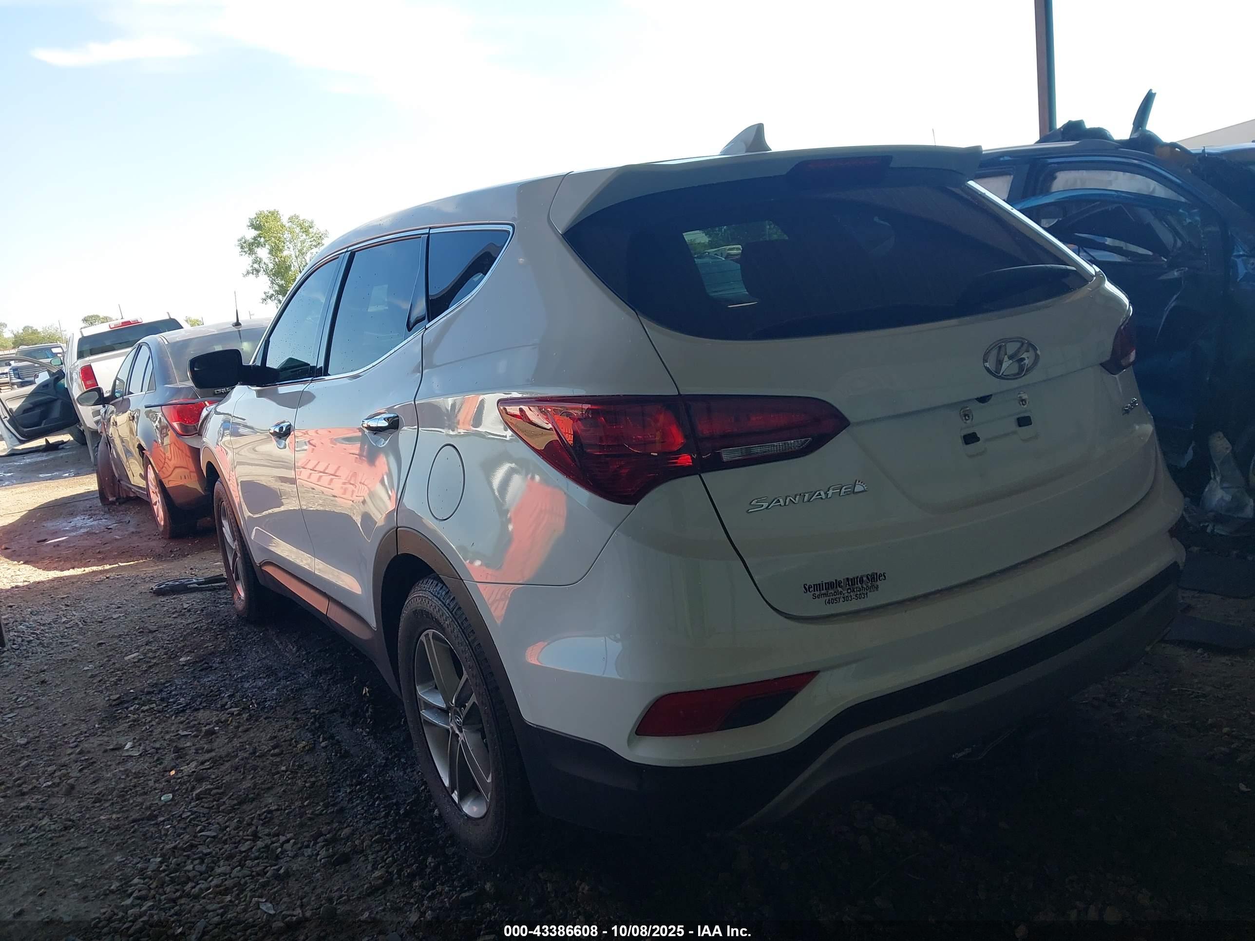 HYUNDAI SANTA image 3