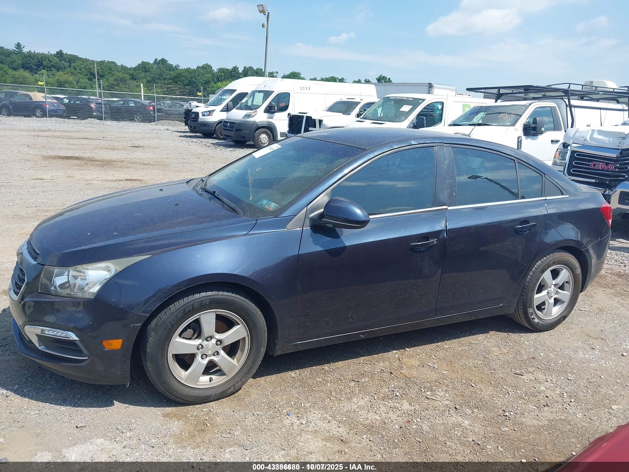 CHEVROLET CRUZE image 6