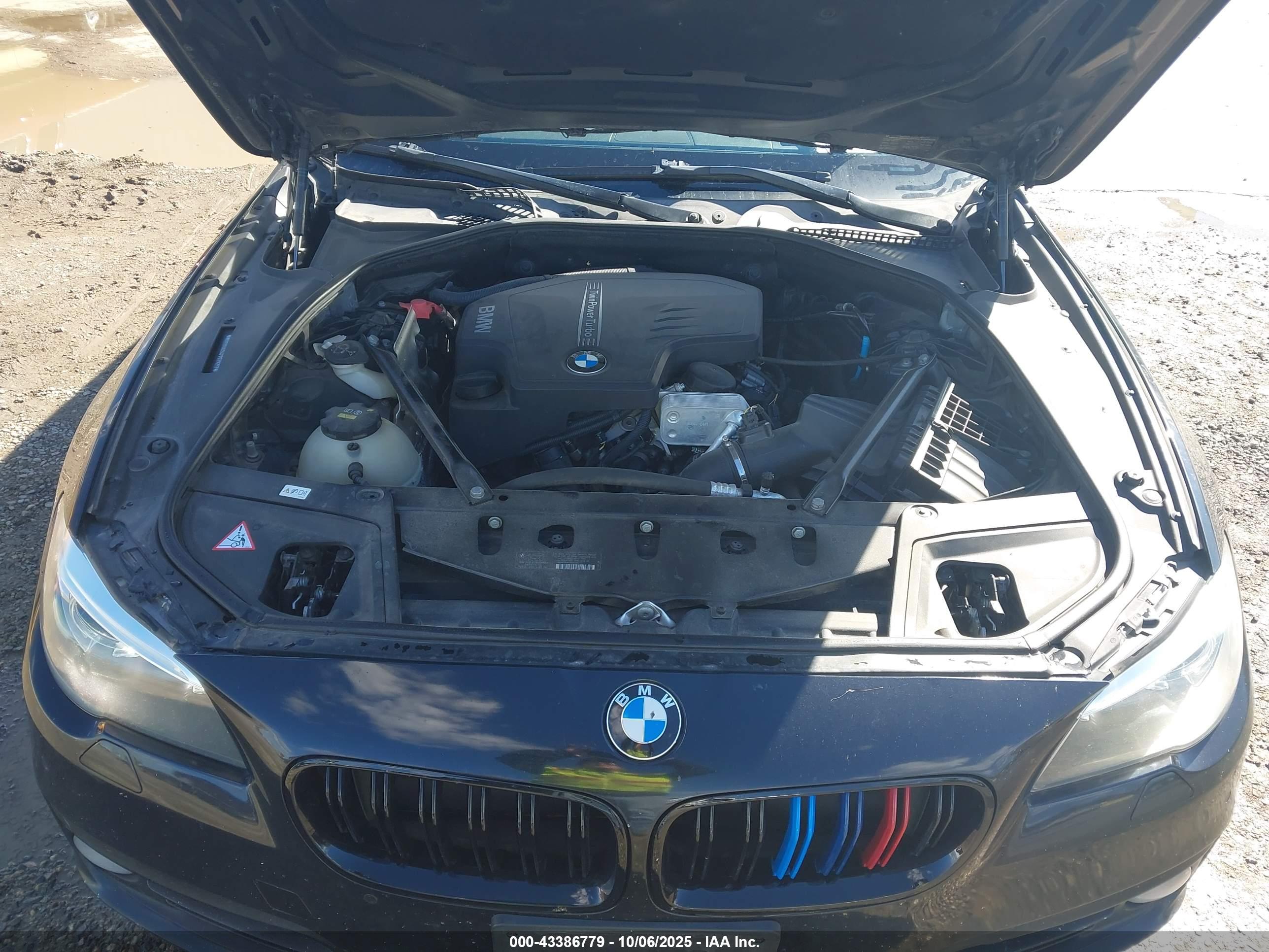 BMW 528I image 10