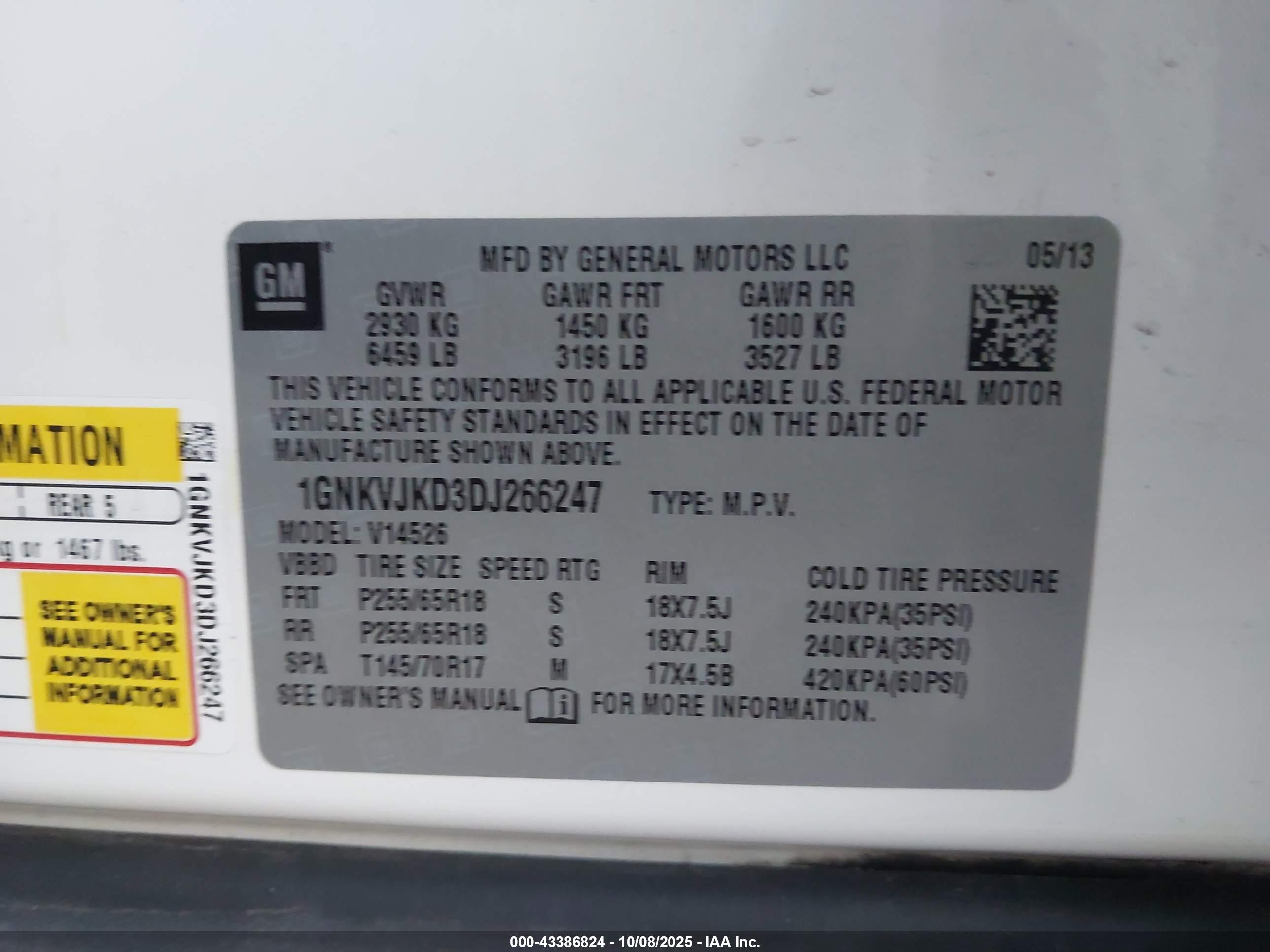 CHEVROLET TRAVERSE image 9