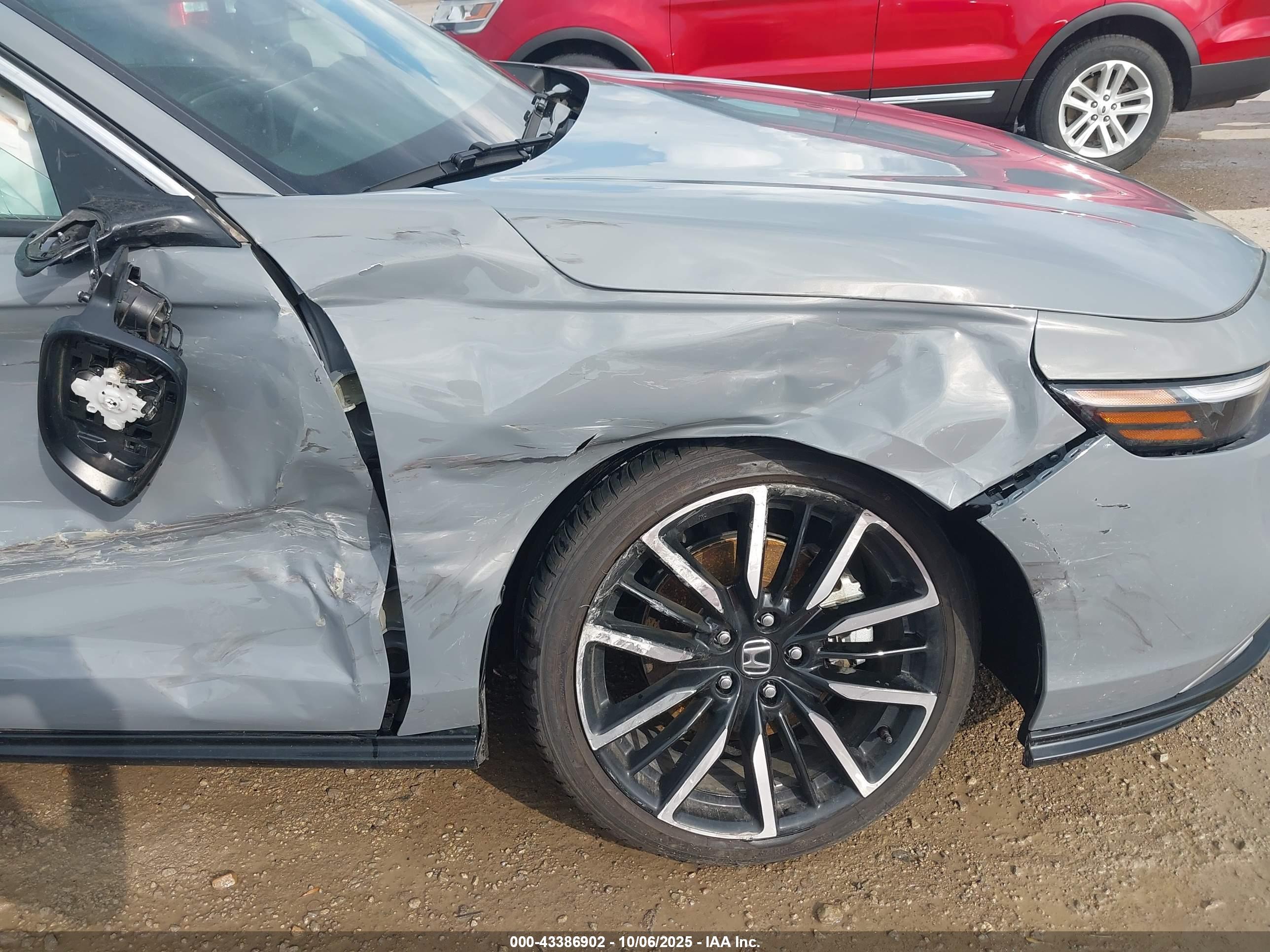 HONDA ACCORD image 6