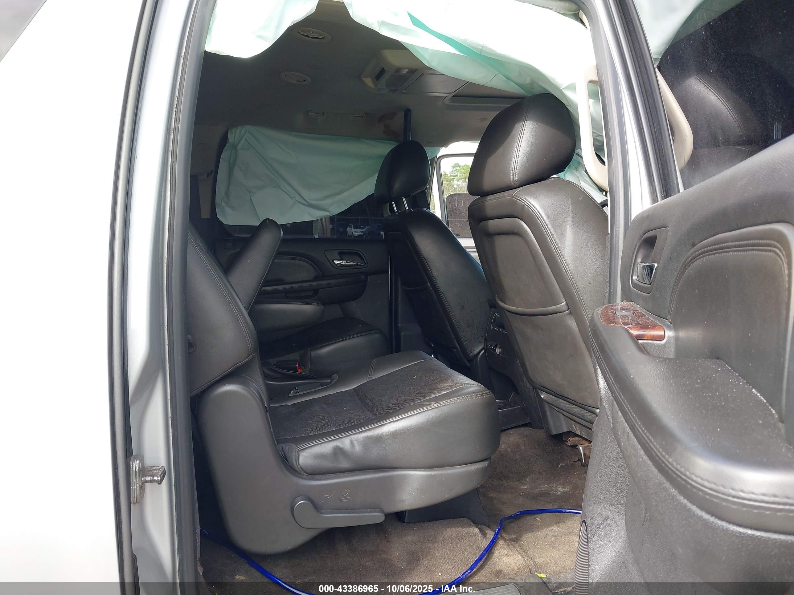 GMC YUKON image 8