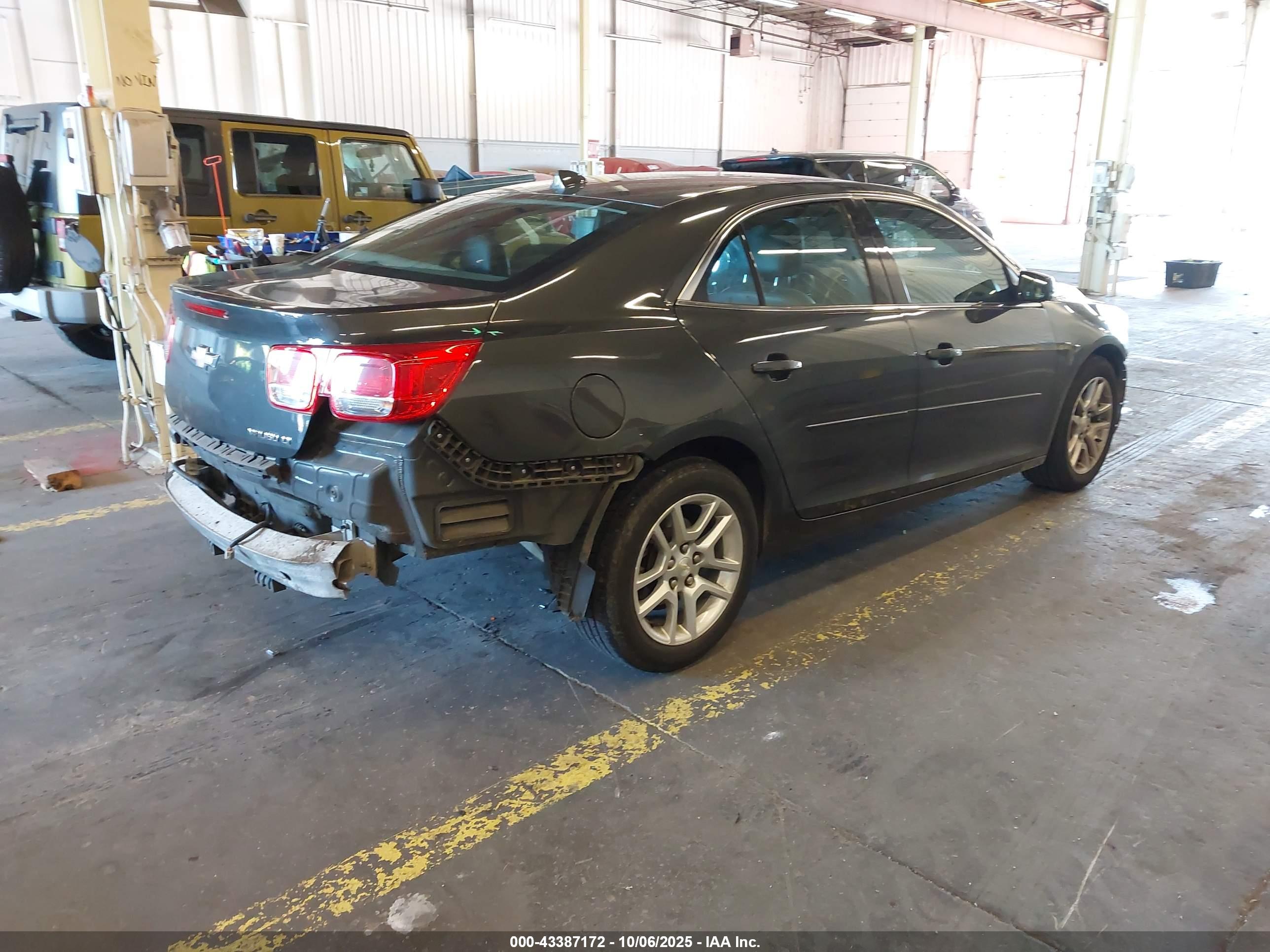 CHEVROLET MALIBU image 4