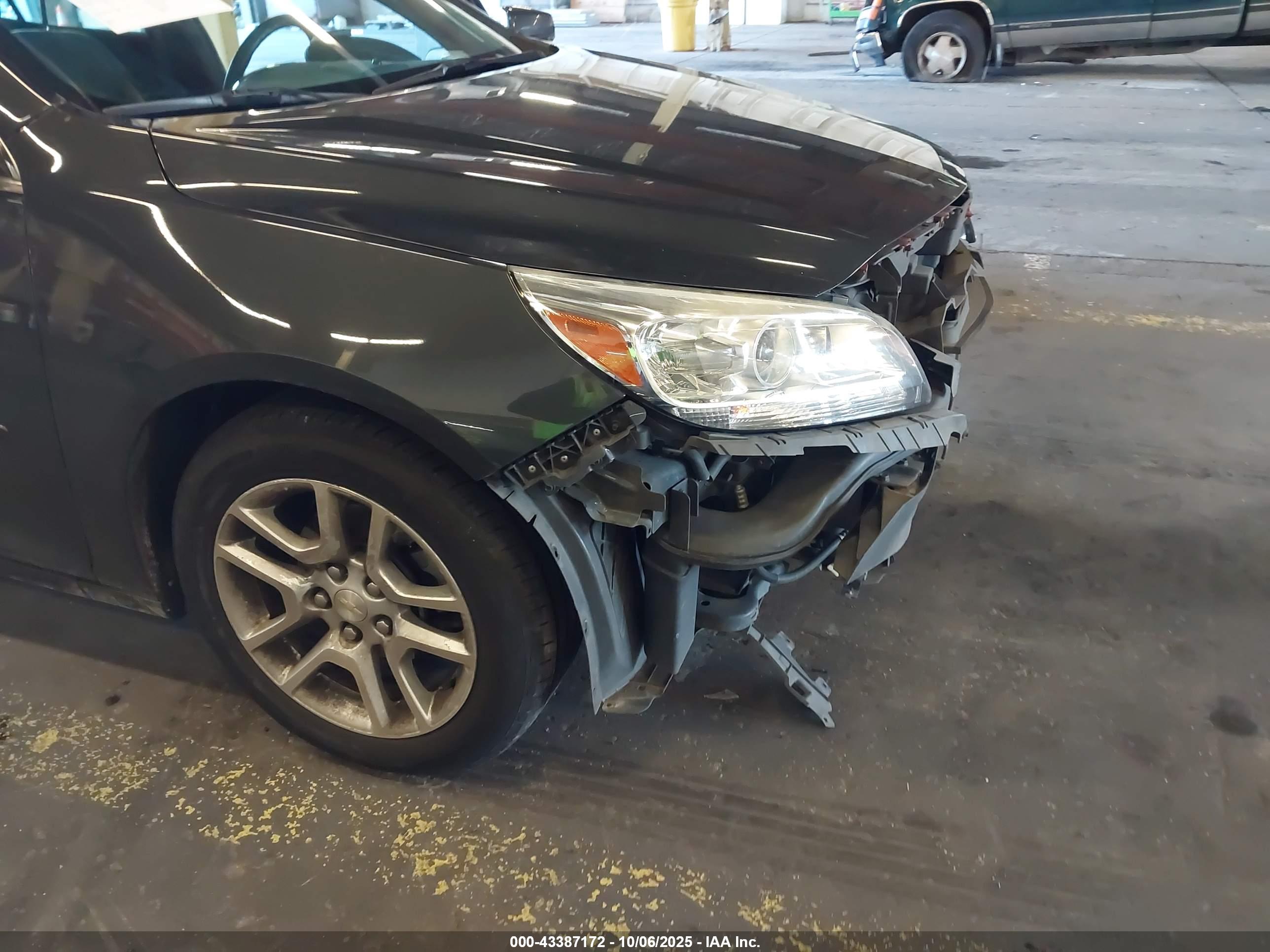 CHEVROLET MALIBU image 6