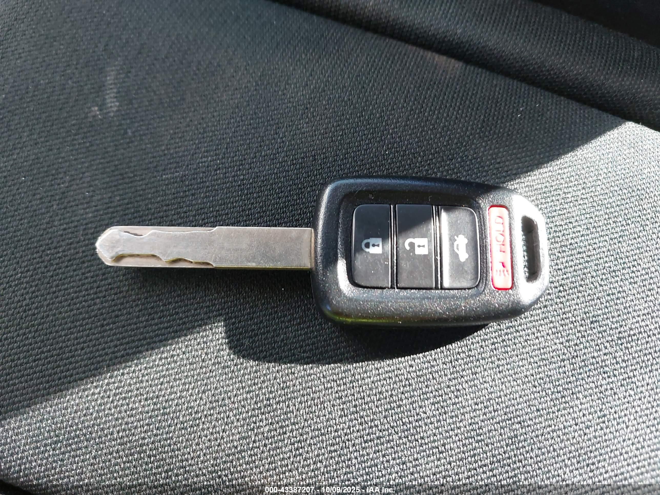 HONDA CIVIC image 11