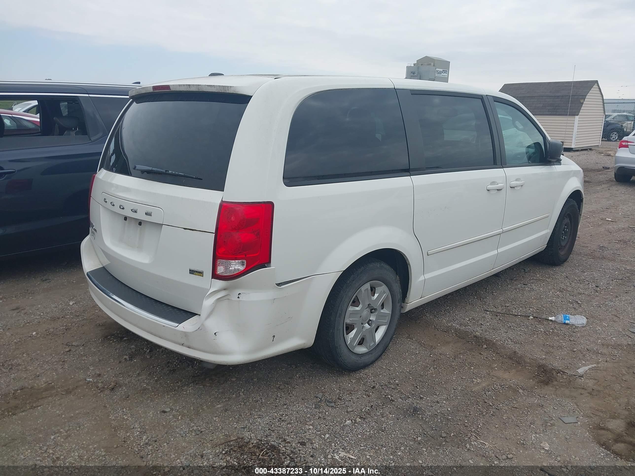DODGE GRAND image 4
