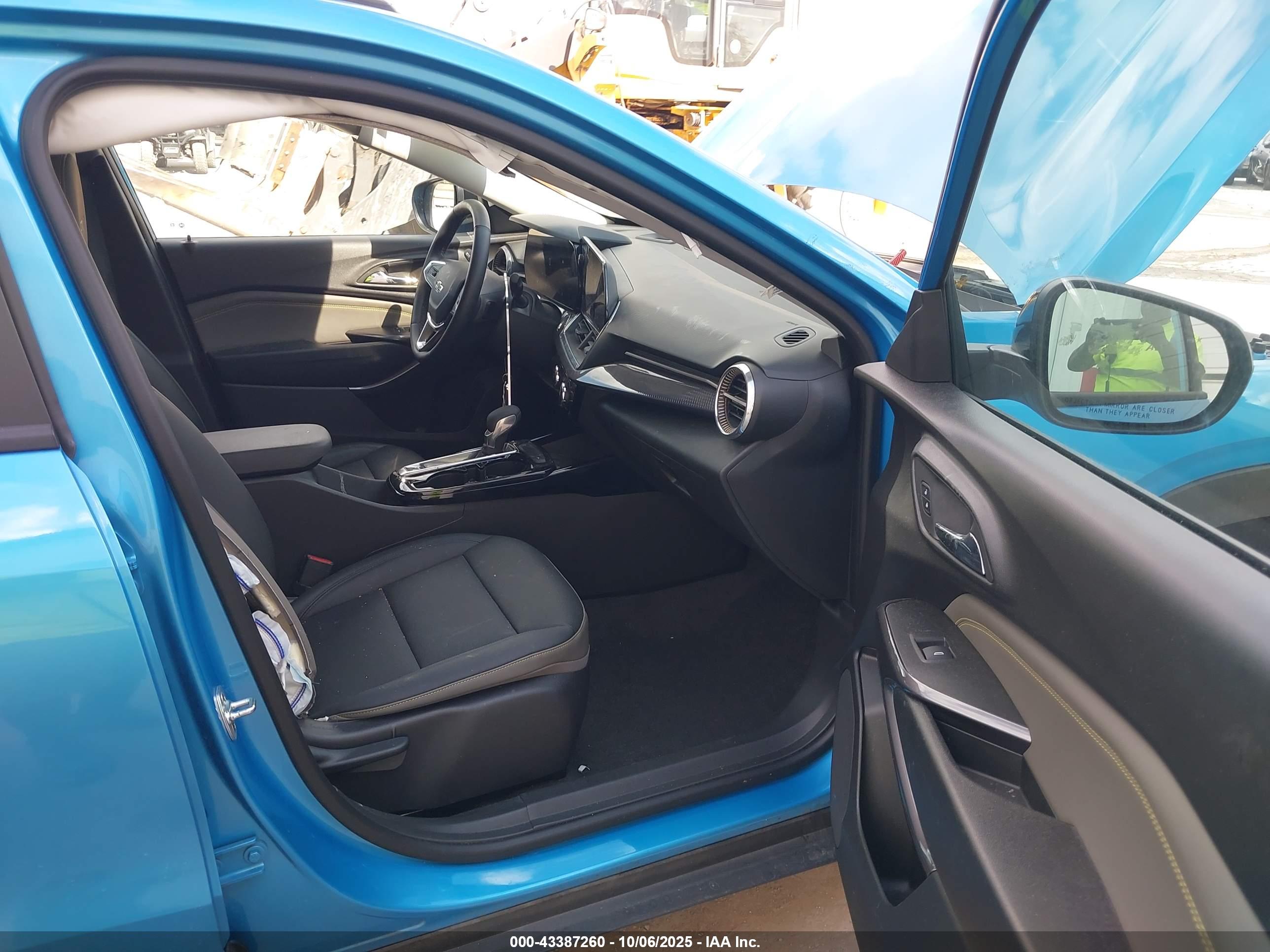 CHEVROLET TRAX image 5