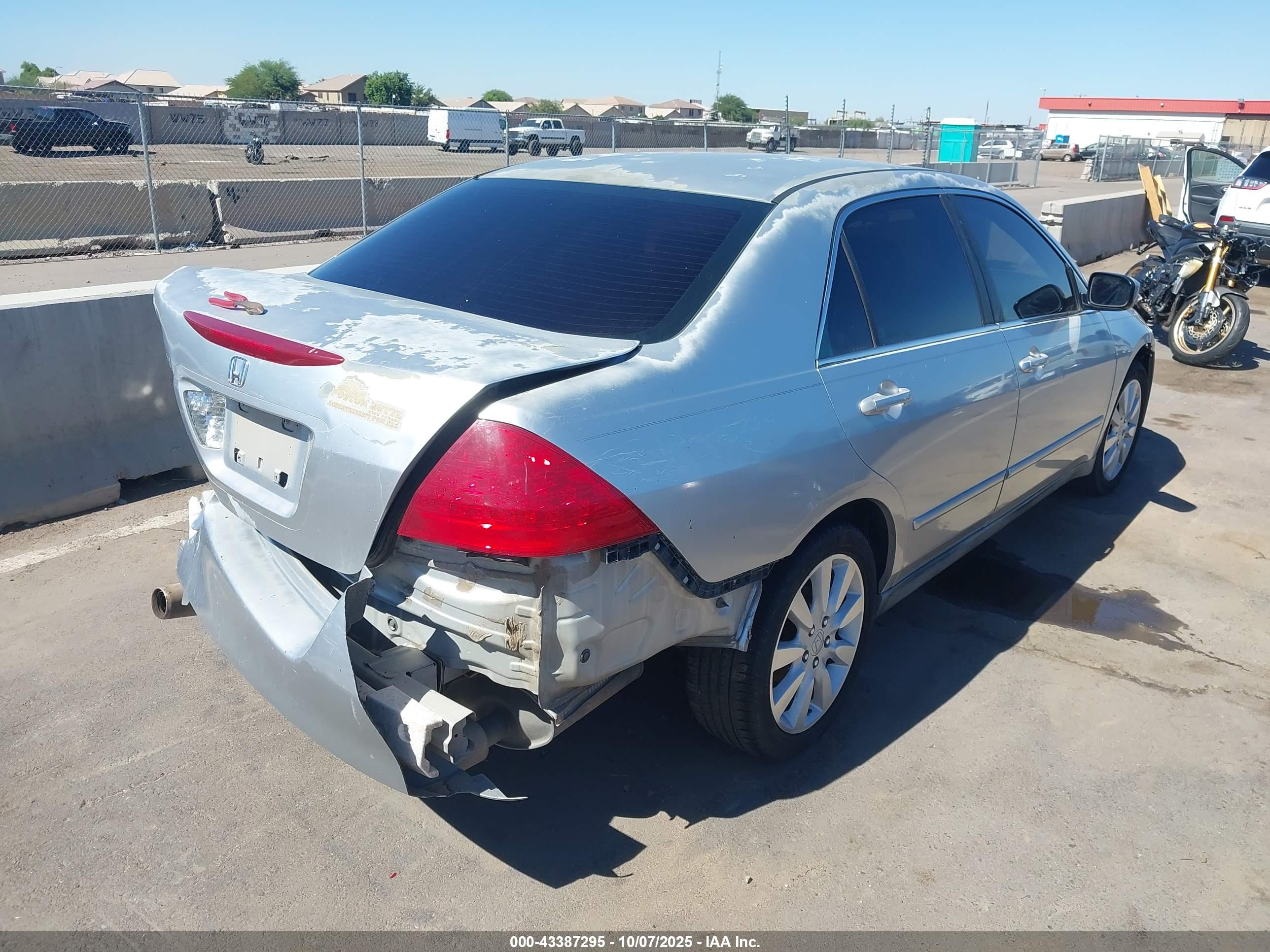 HONDA ACCORD image 4