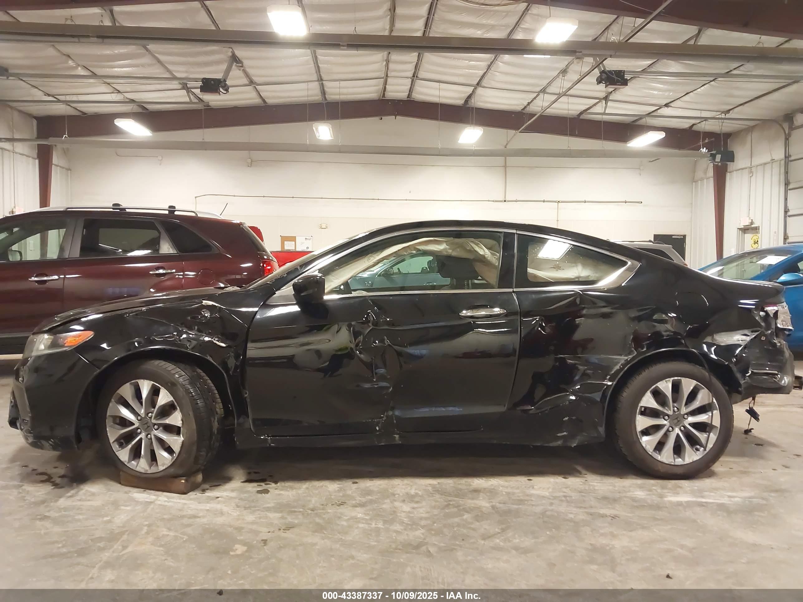HONDA ACCORD image 6