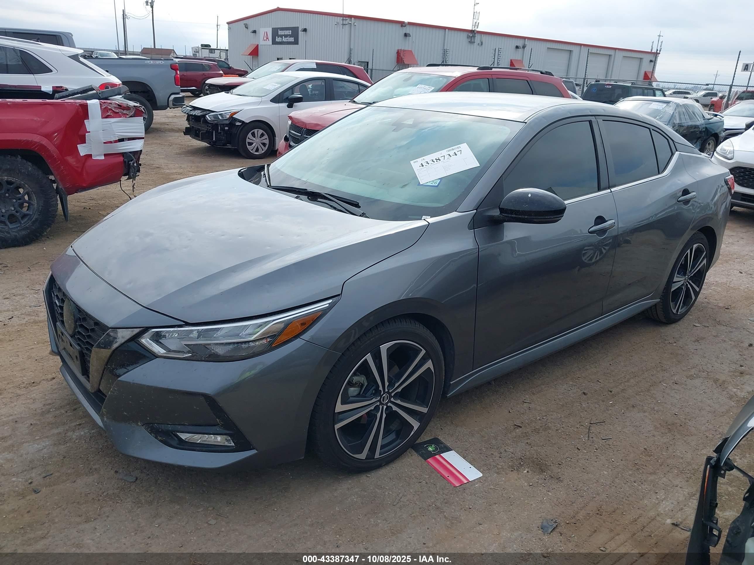NISSAN SENTRA image 2