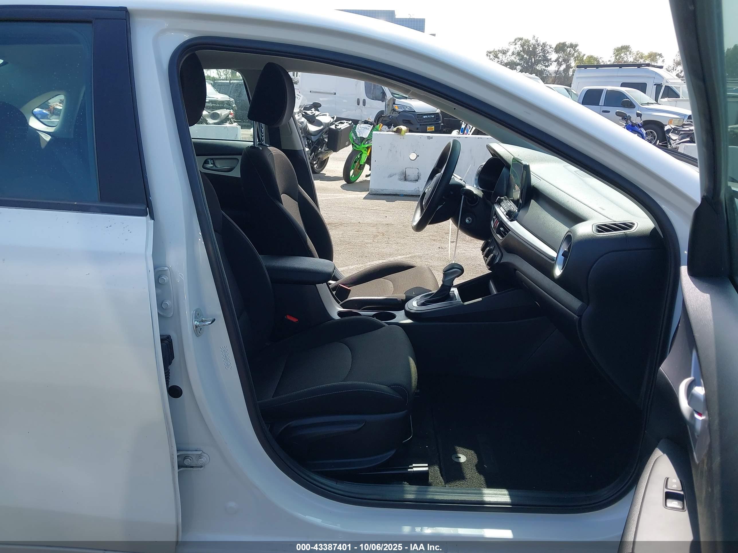 KIA FORTE image 5