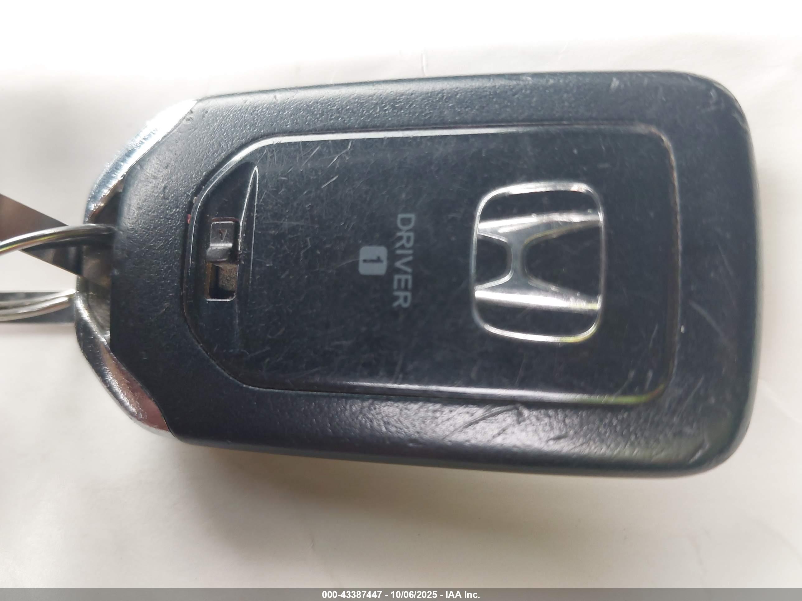 HONDA PILOT image 11