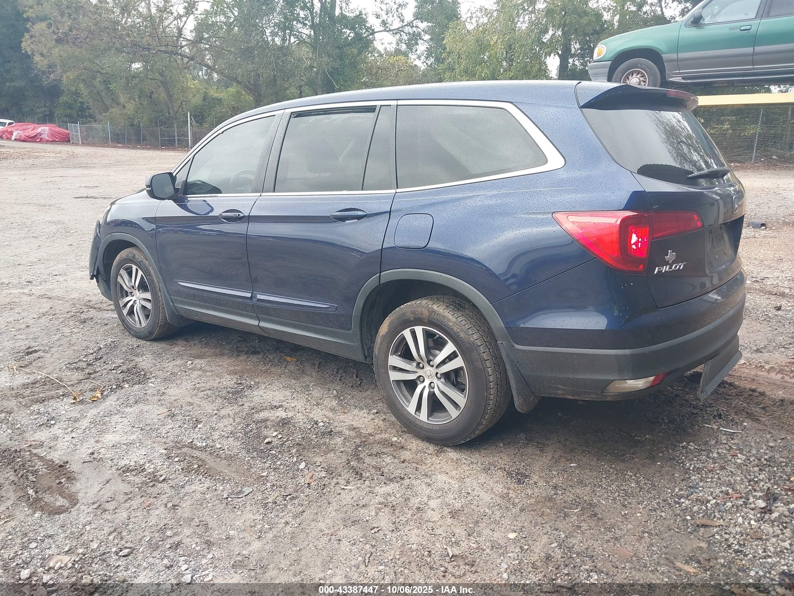 HONDA PILOT image 3