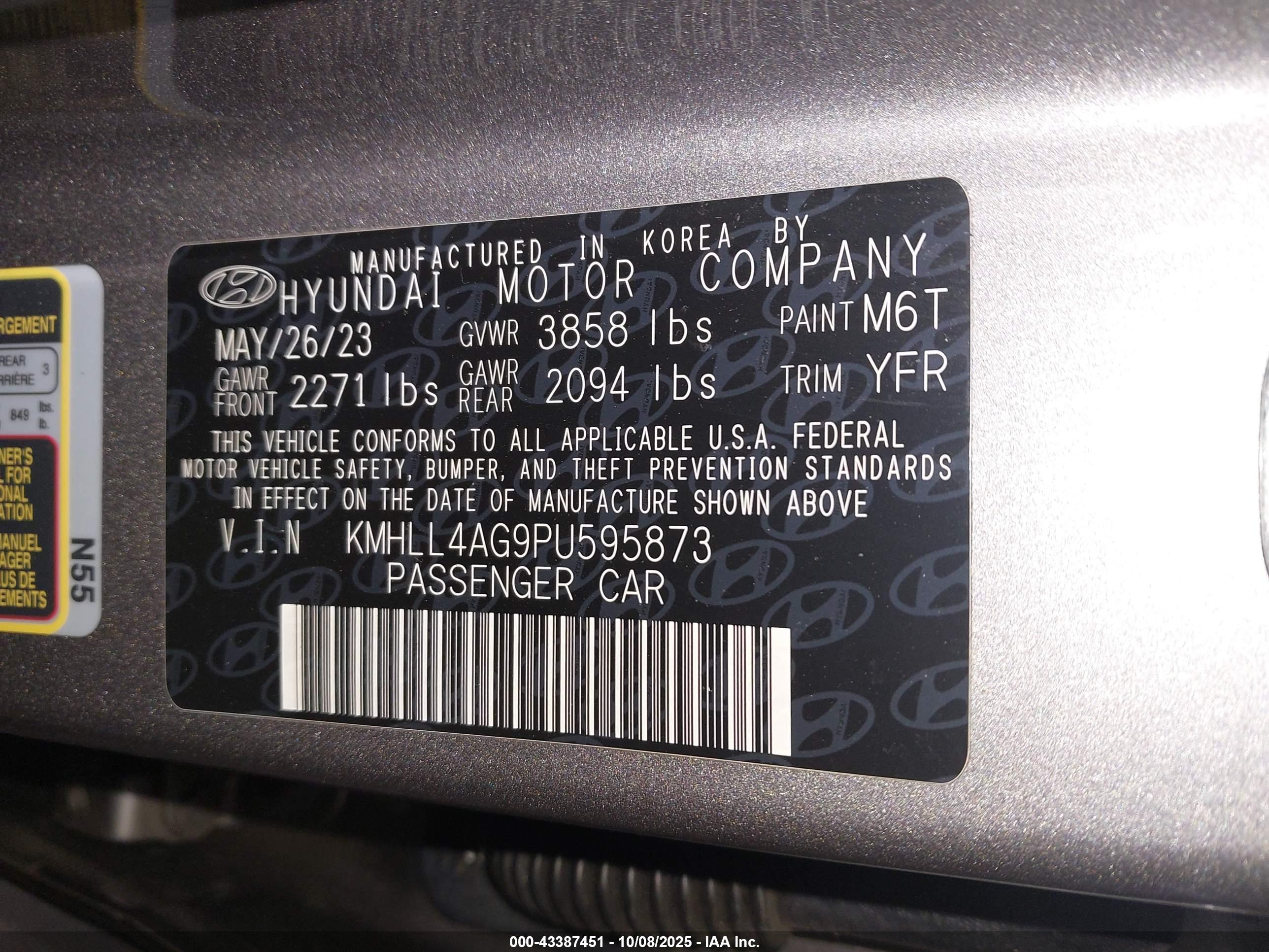 HYUNDAI ELANTRA image 9
