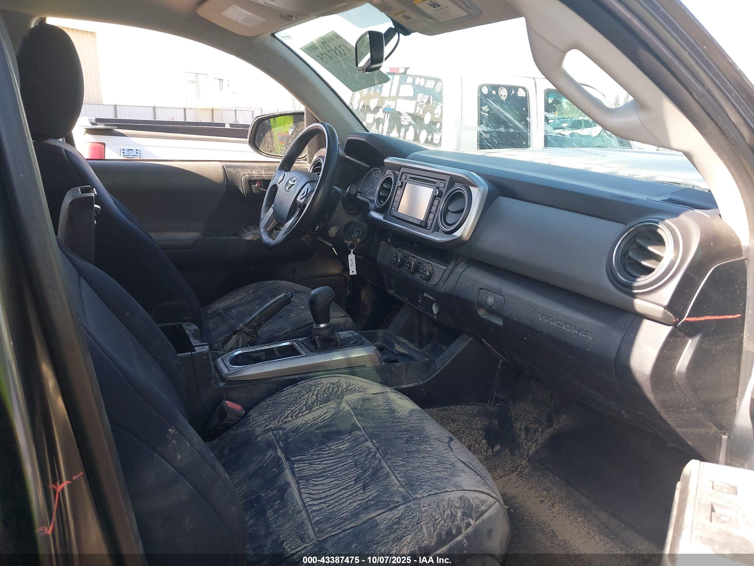 TOYOTA TACOMA image 5