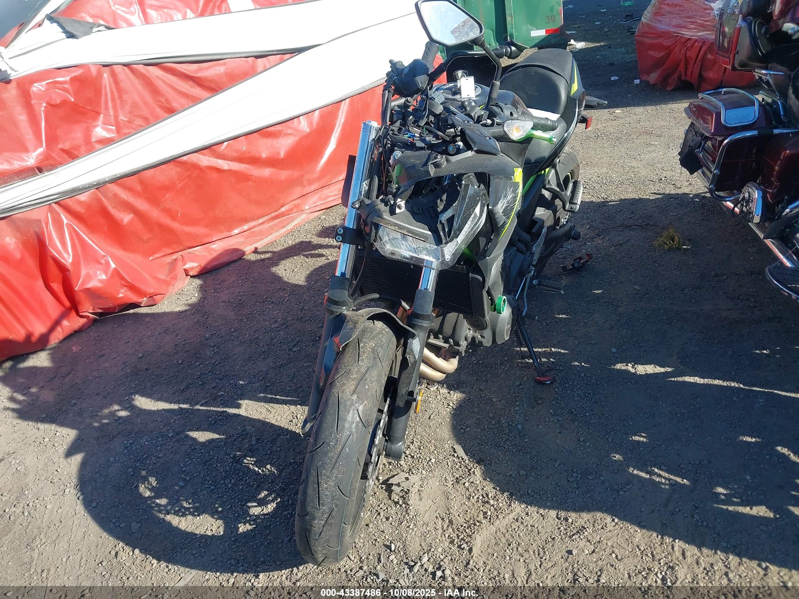 KAWASAKI ER650 image 5