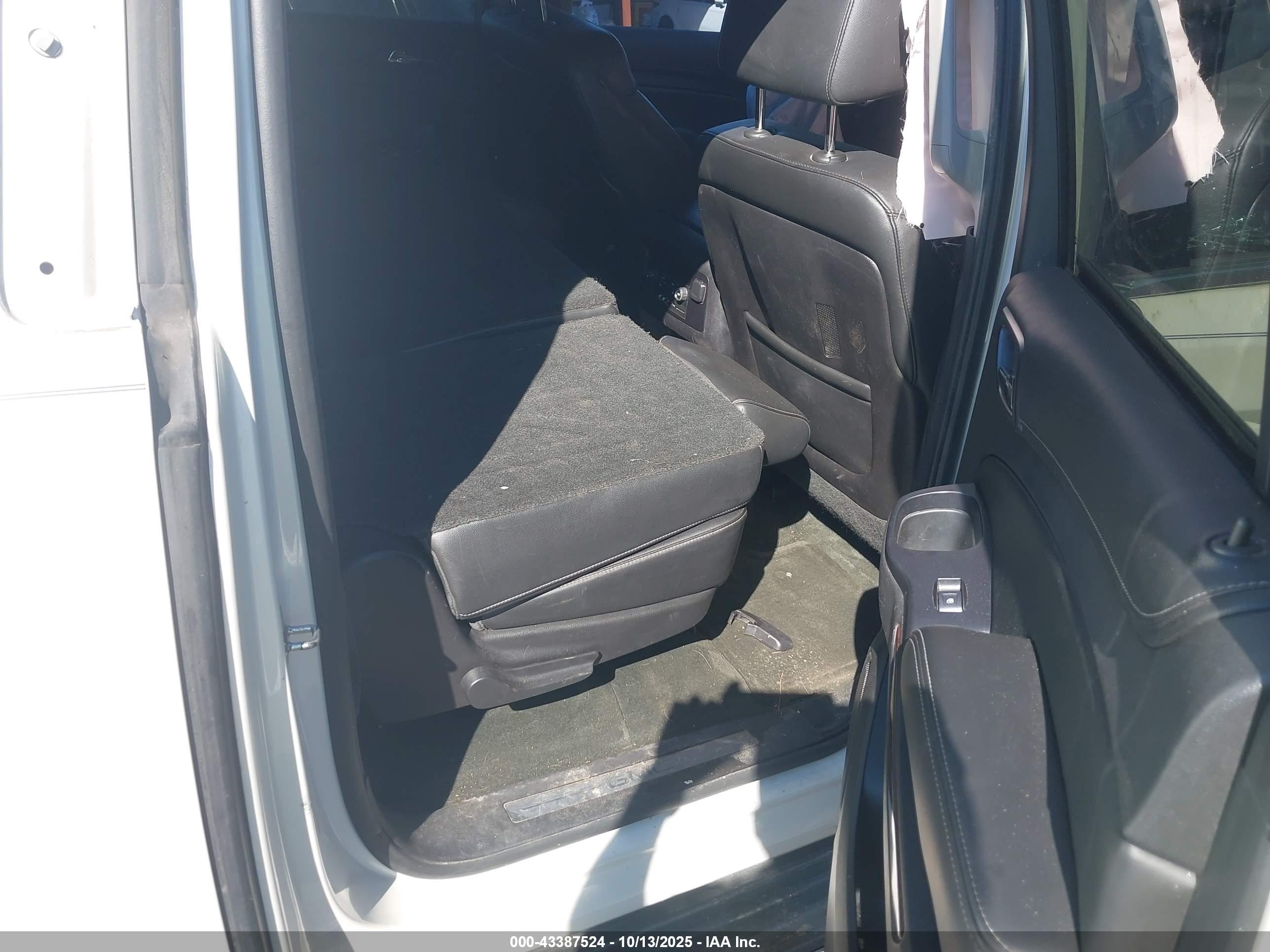 GMC YUKON image 8