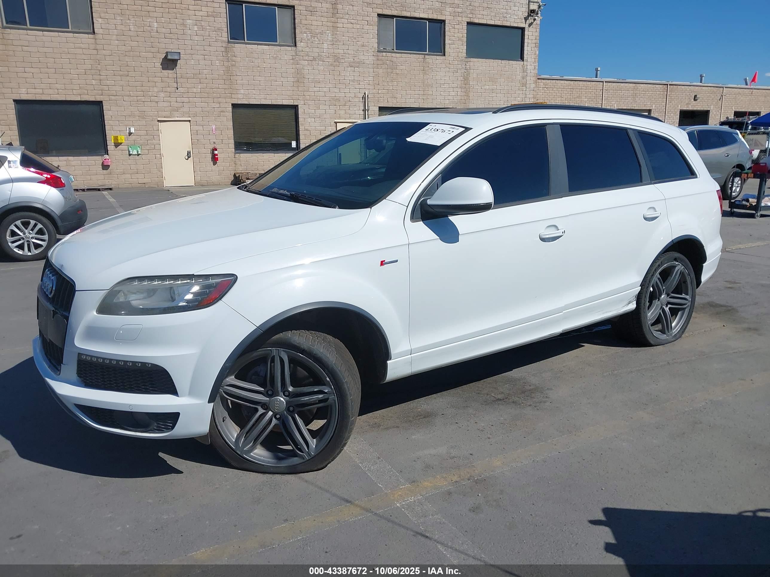 AUDI Q7 image 2