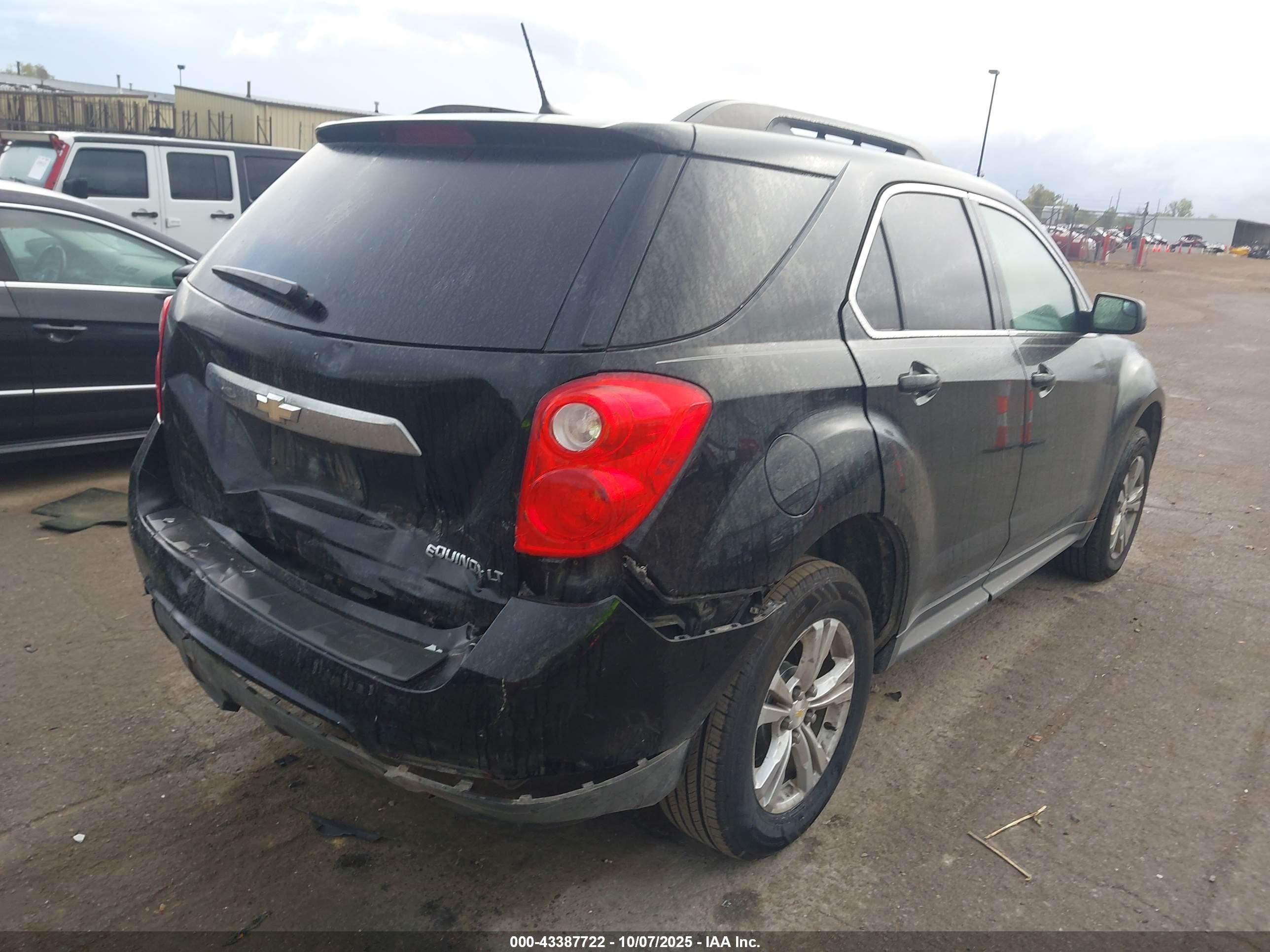 CHEVROLET EQUINOX image 4