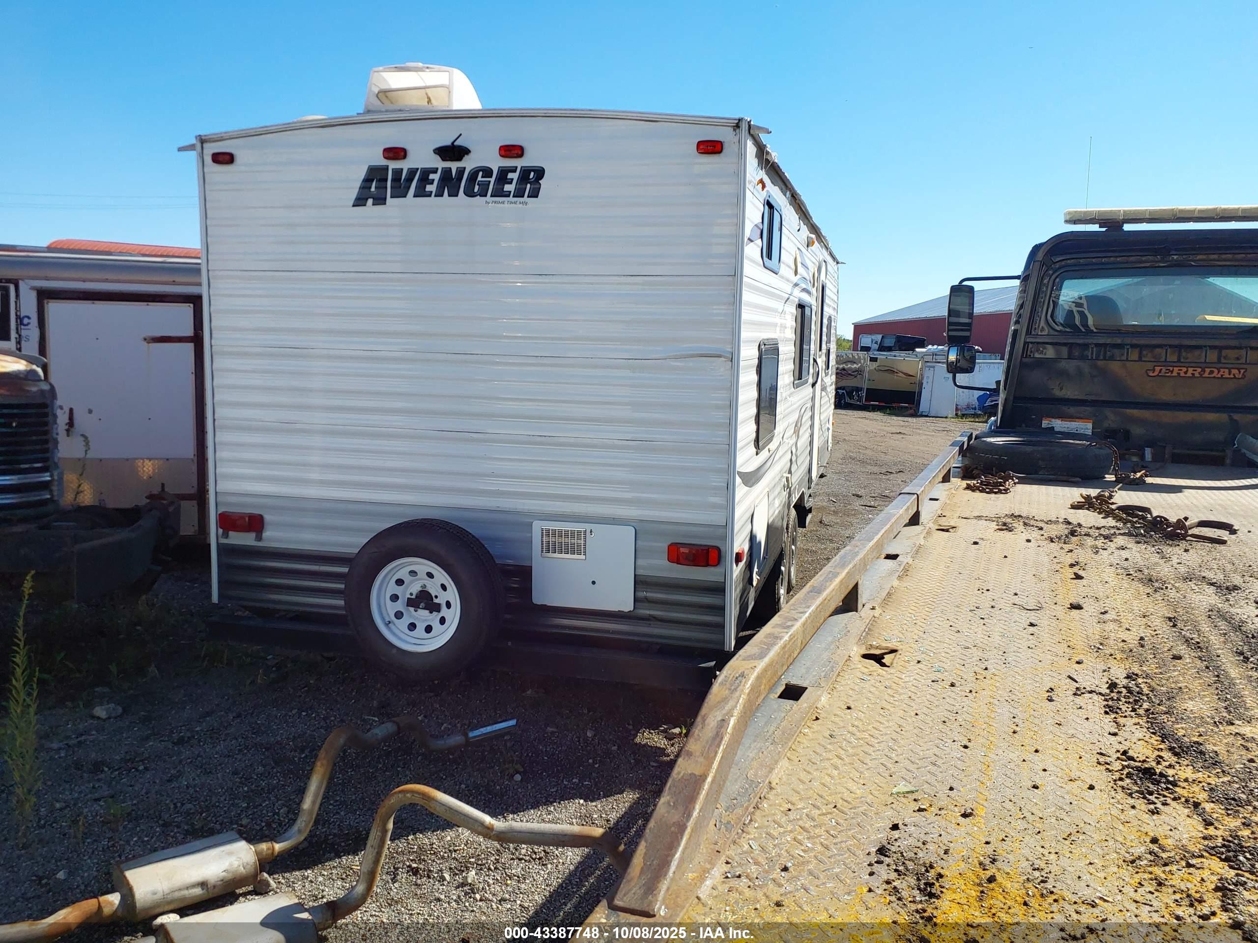AVENGER TRAVEL image 4