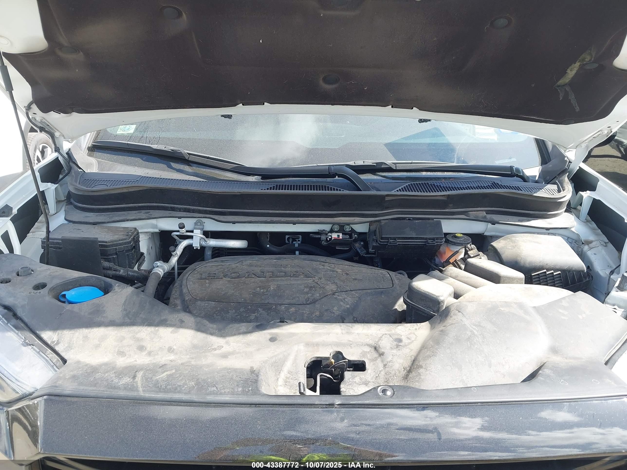 HONDA RIDGELINE image 10