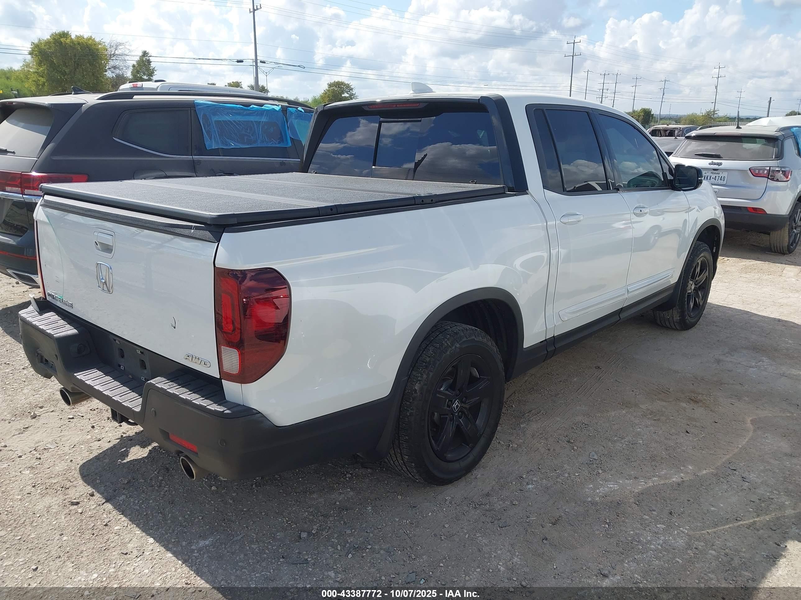 HONDA RIDGELINE image 4