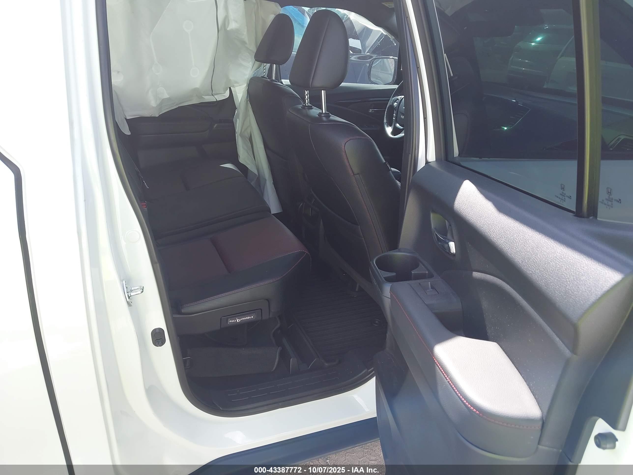 HONDA RIDGELINE image 8
