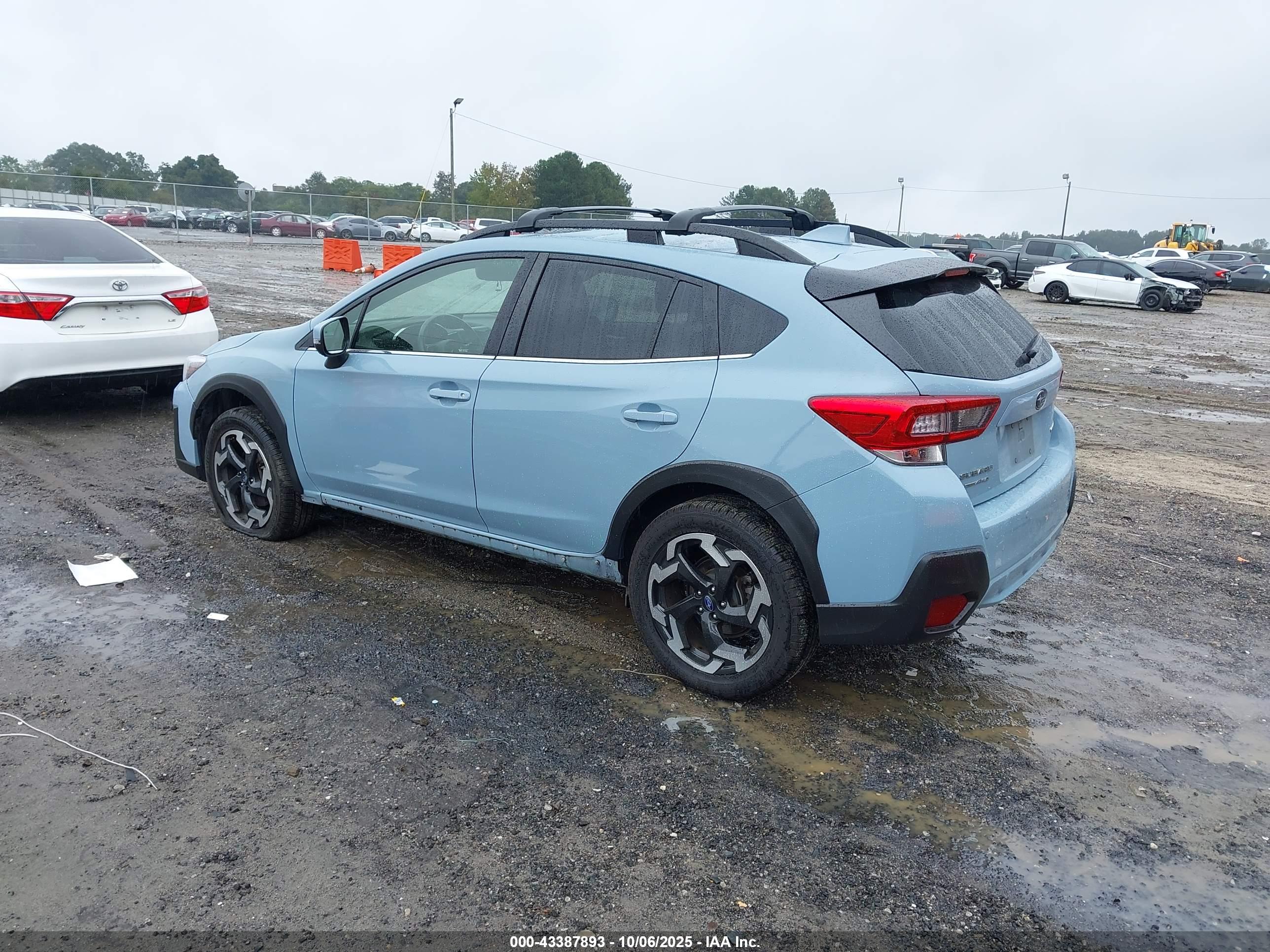 SUBARU CROSSTREK image 3