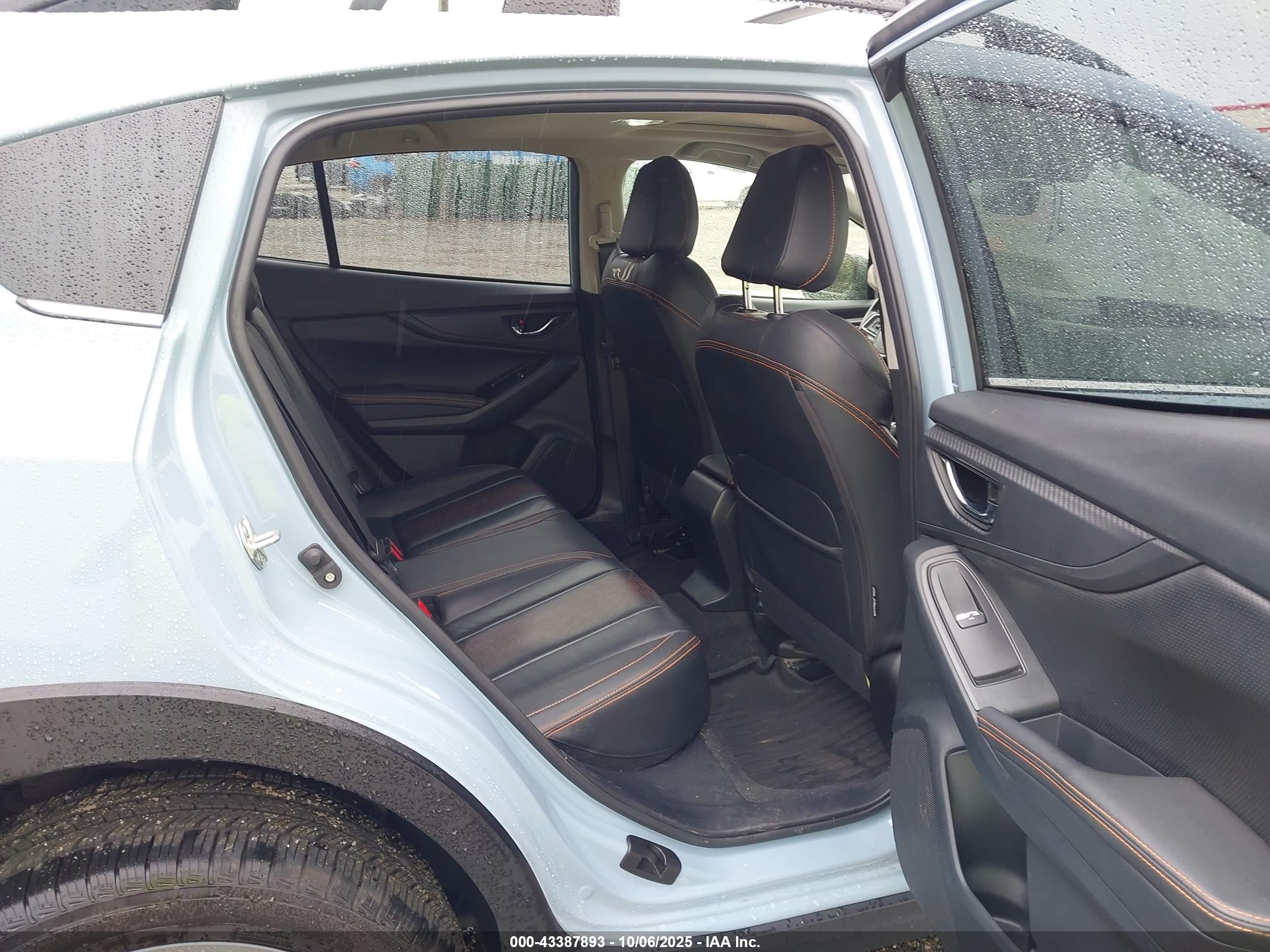 SUBARU CROSSTREK image 8