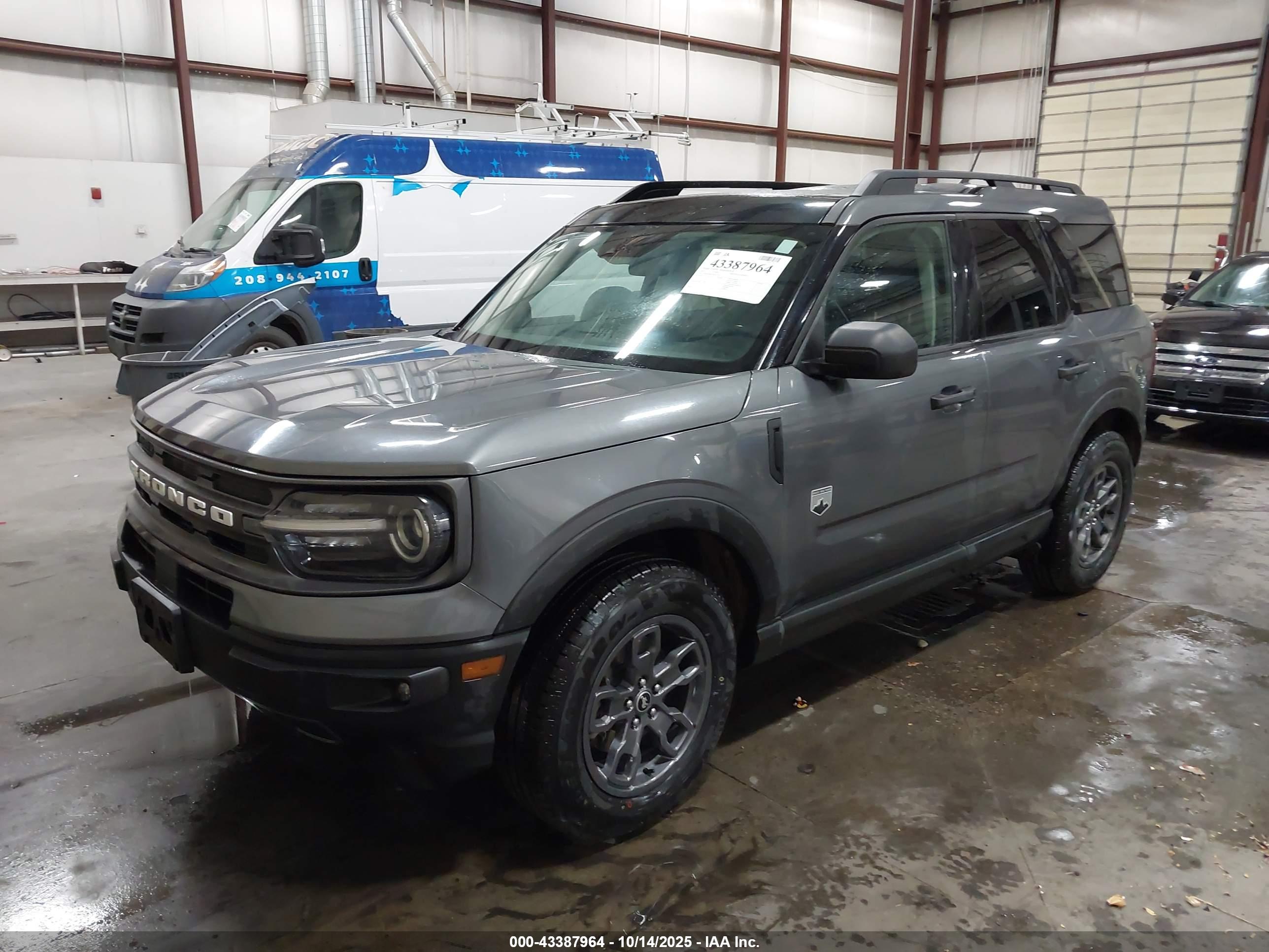 FORD BRONCO image 2