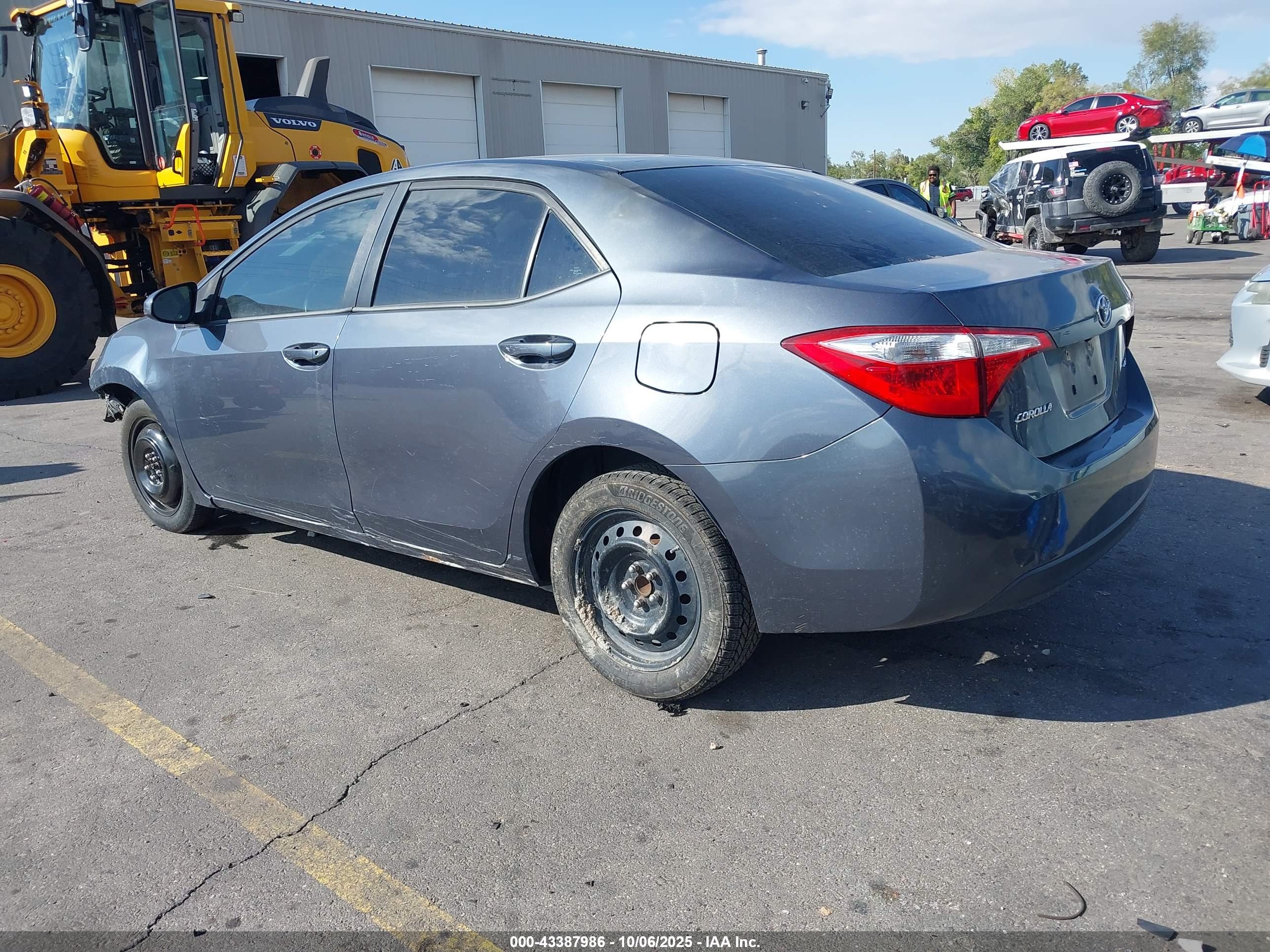 TOYOTA COROLLA image 3