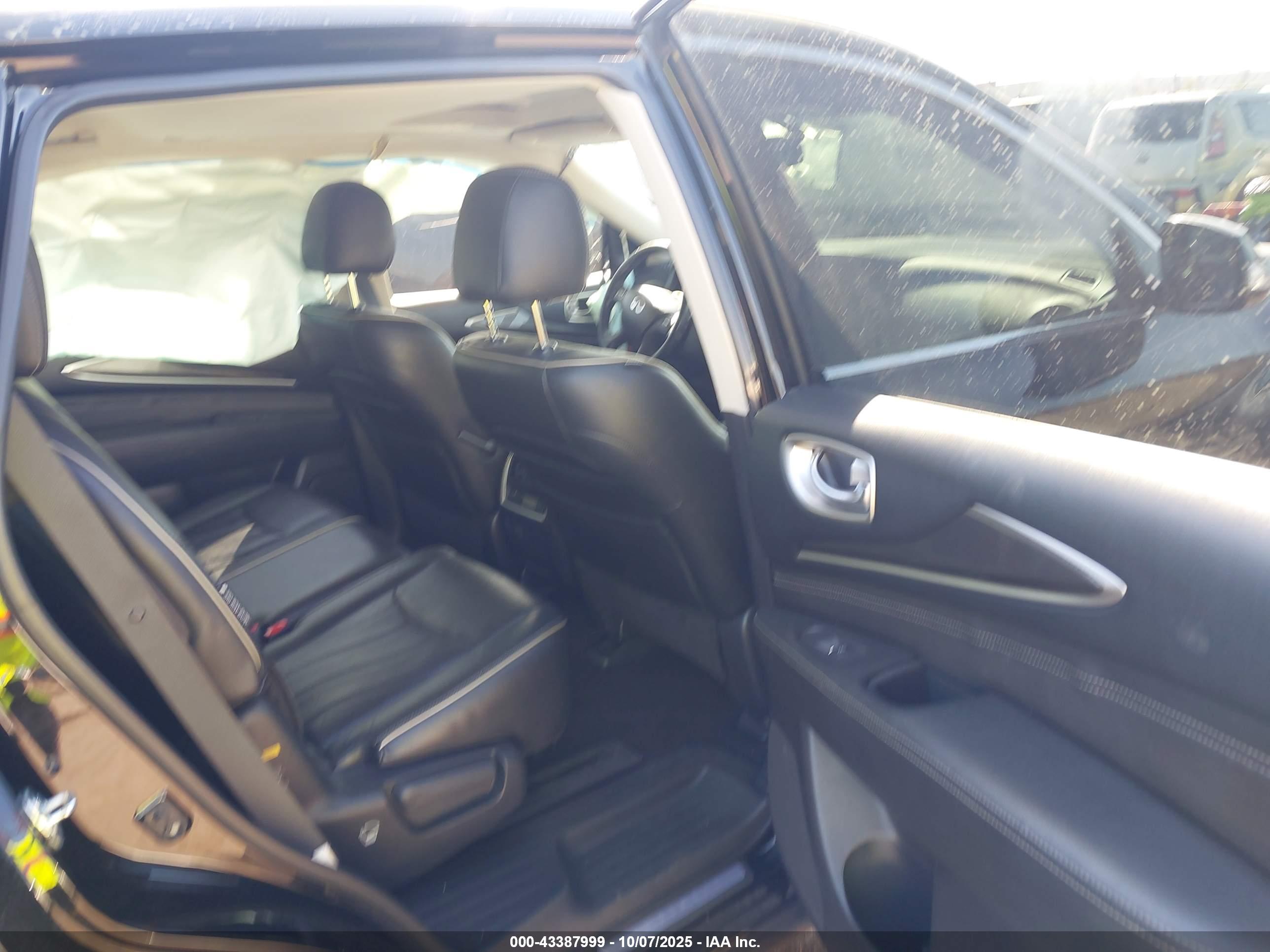 INFINITI QX60 image 8