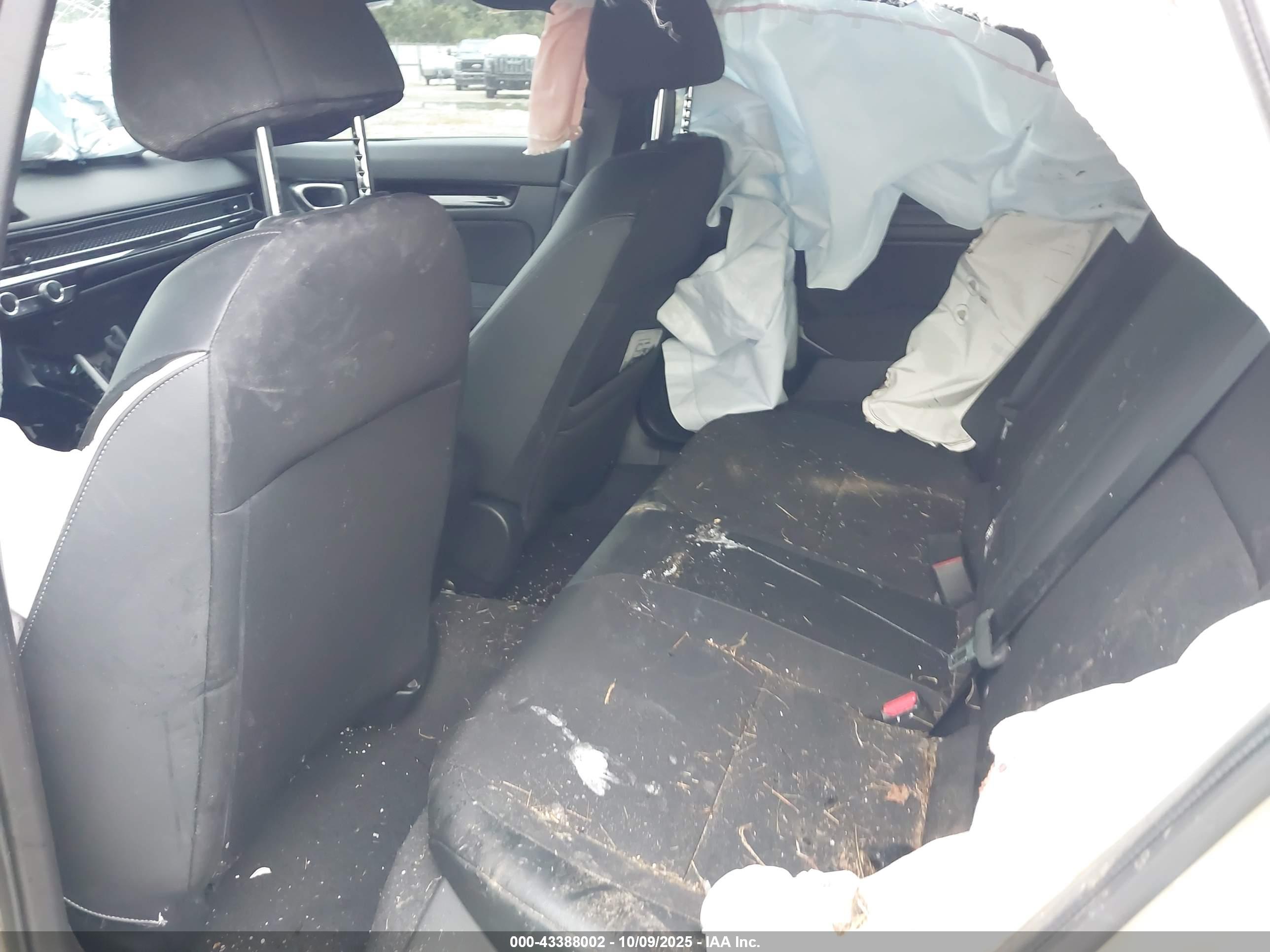 HONDA CIVIC image 8