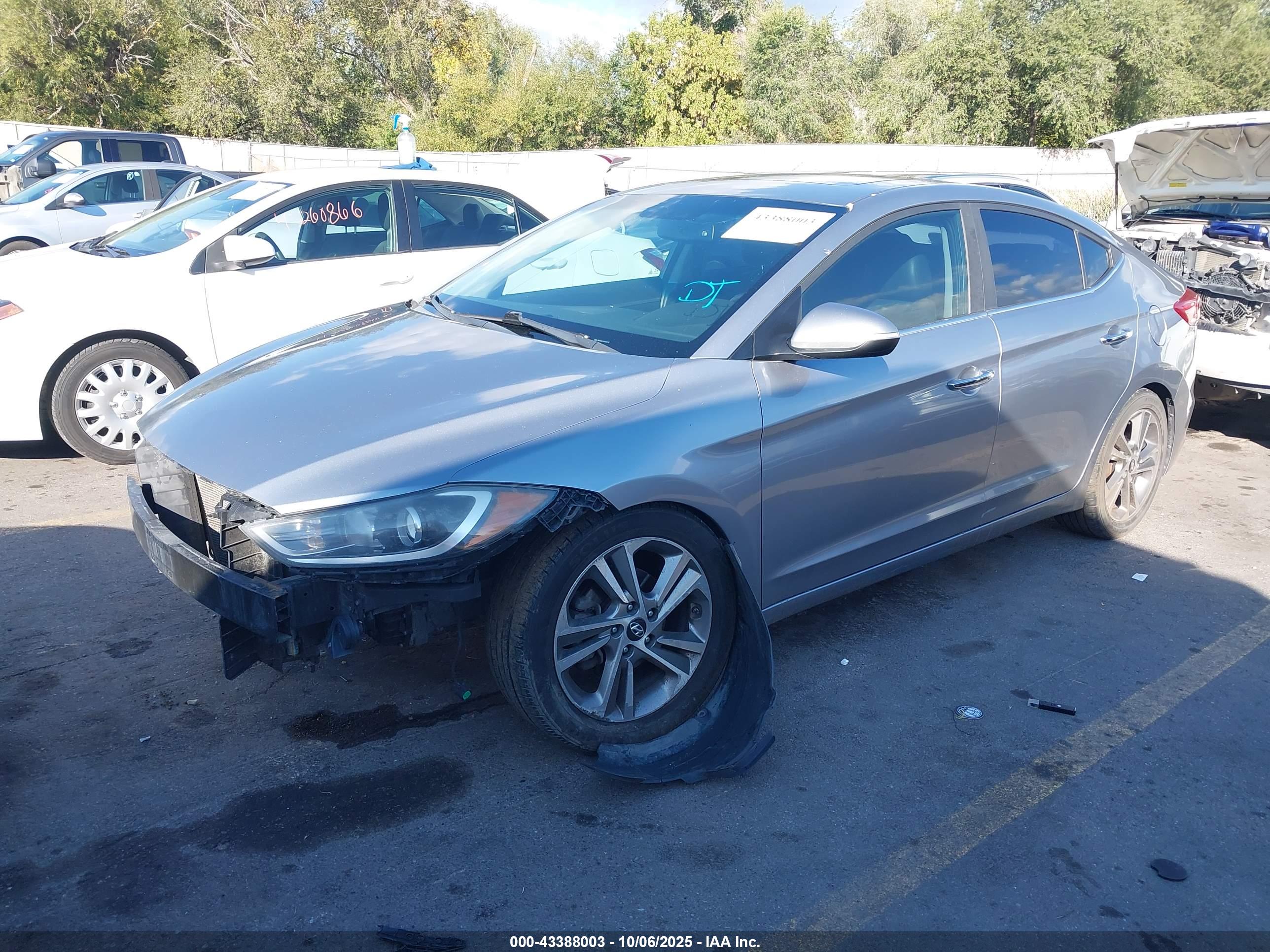 HYUNDAI ELANTRA image 2