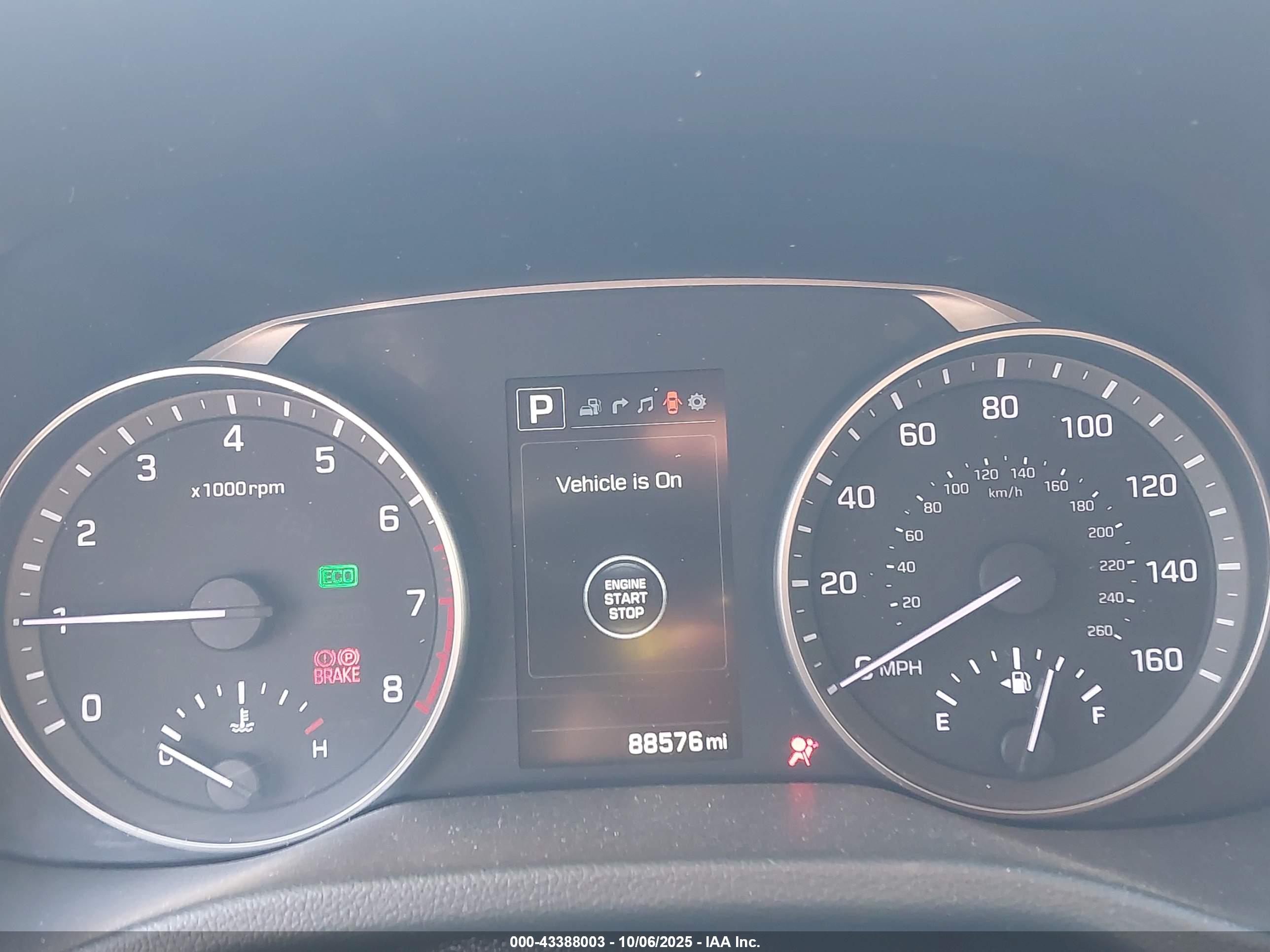 HYUNDAI ELANTRA image 7