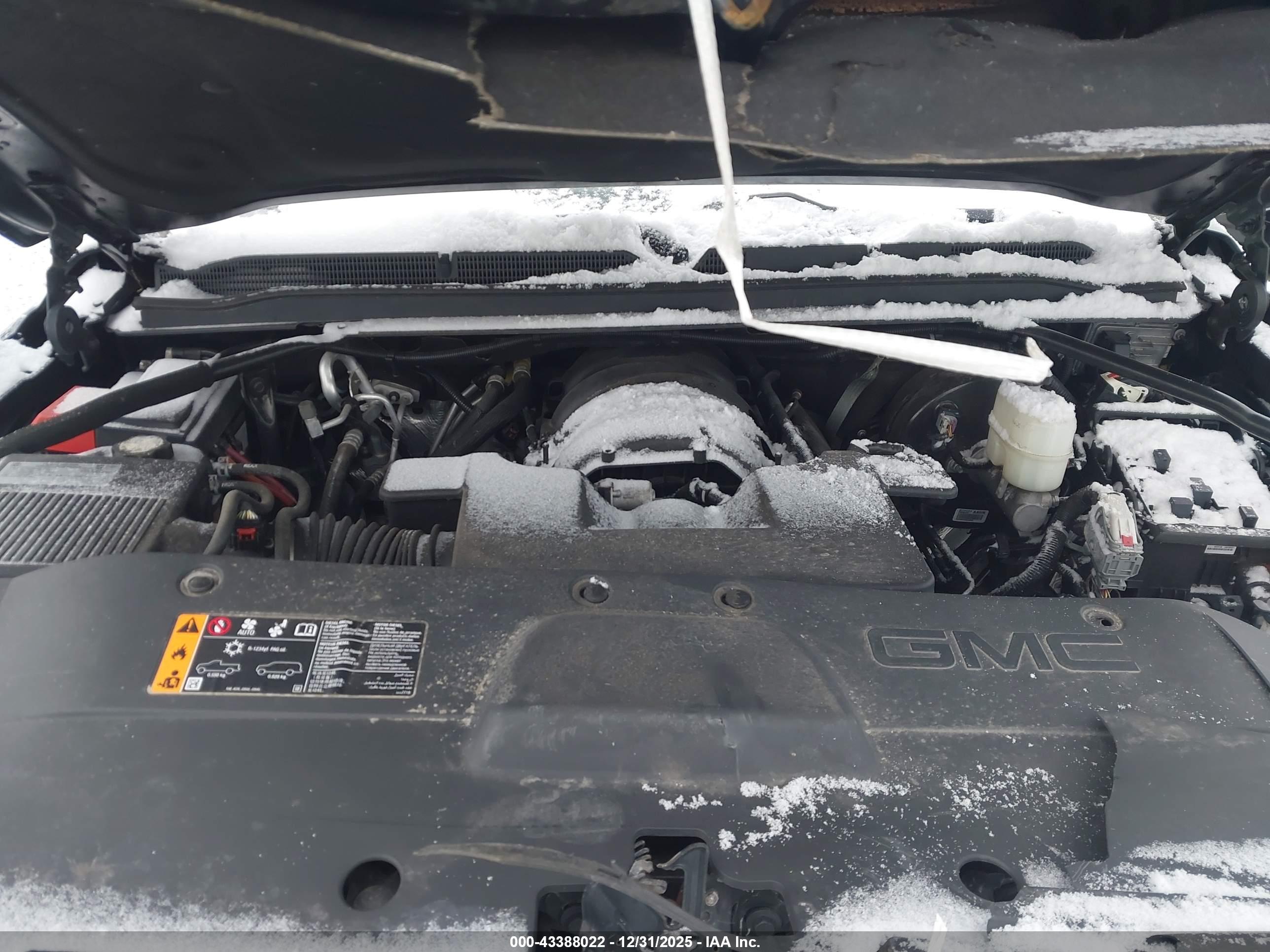 GMC YUKON image 10