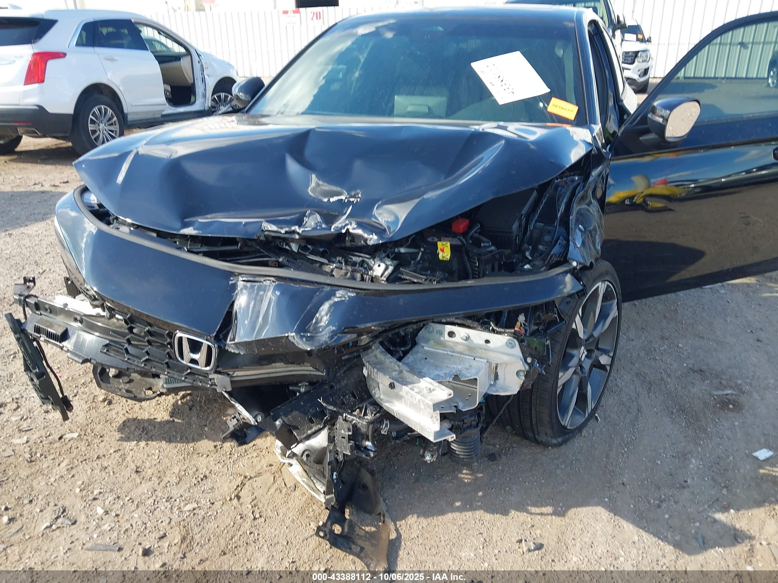 HONDA CIVIC image 6